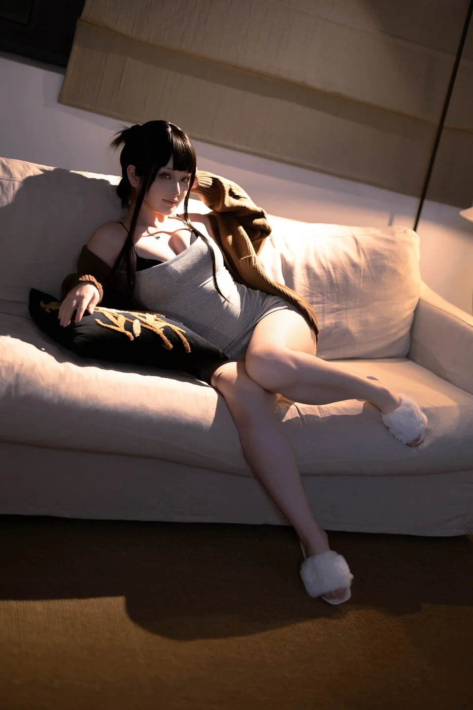 屿鱼 – 杀手妻子 [50P-144MB] 【丝足阁写真】011.webp