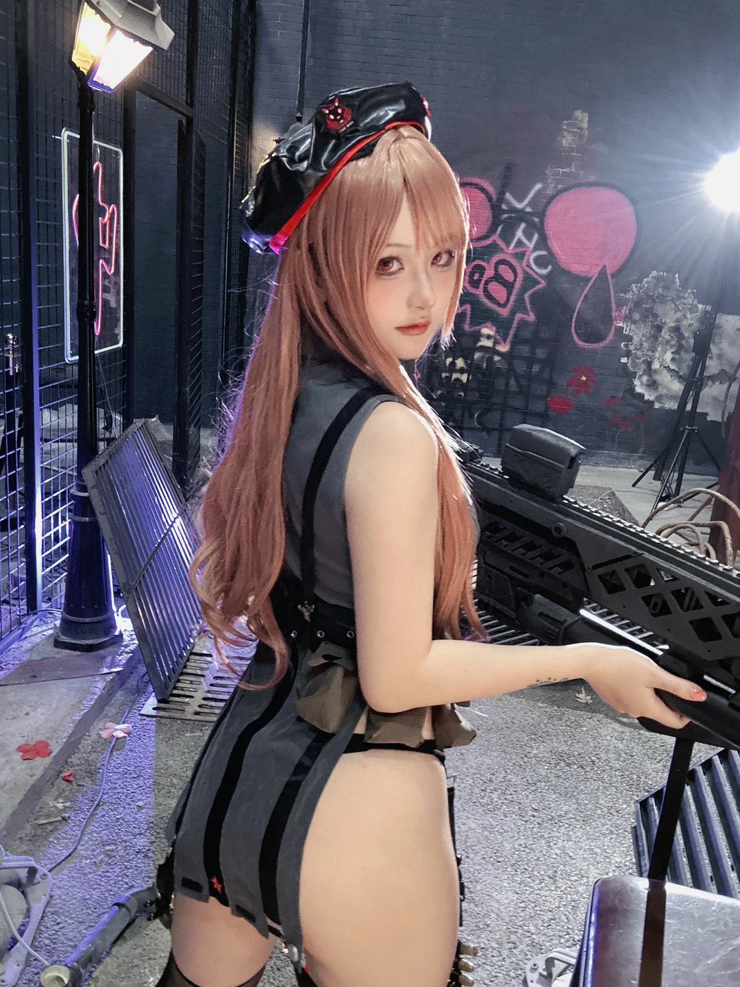 屿鱼 - NIKKE胜利女神 拉毗 [30P]  TG@simisebaisi30.webp