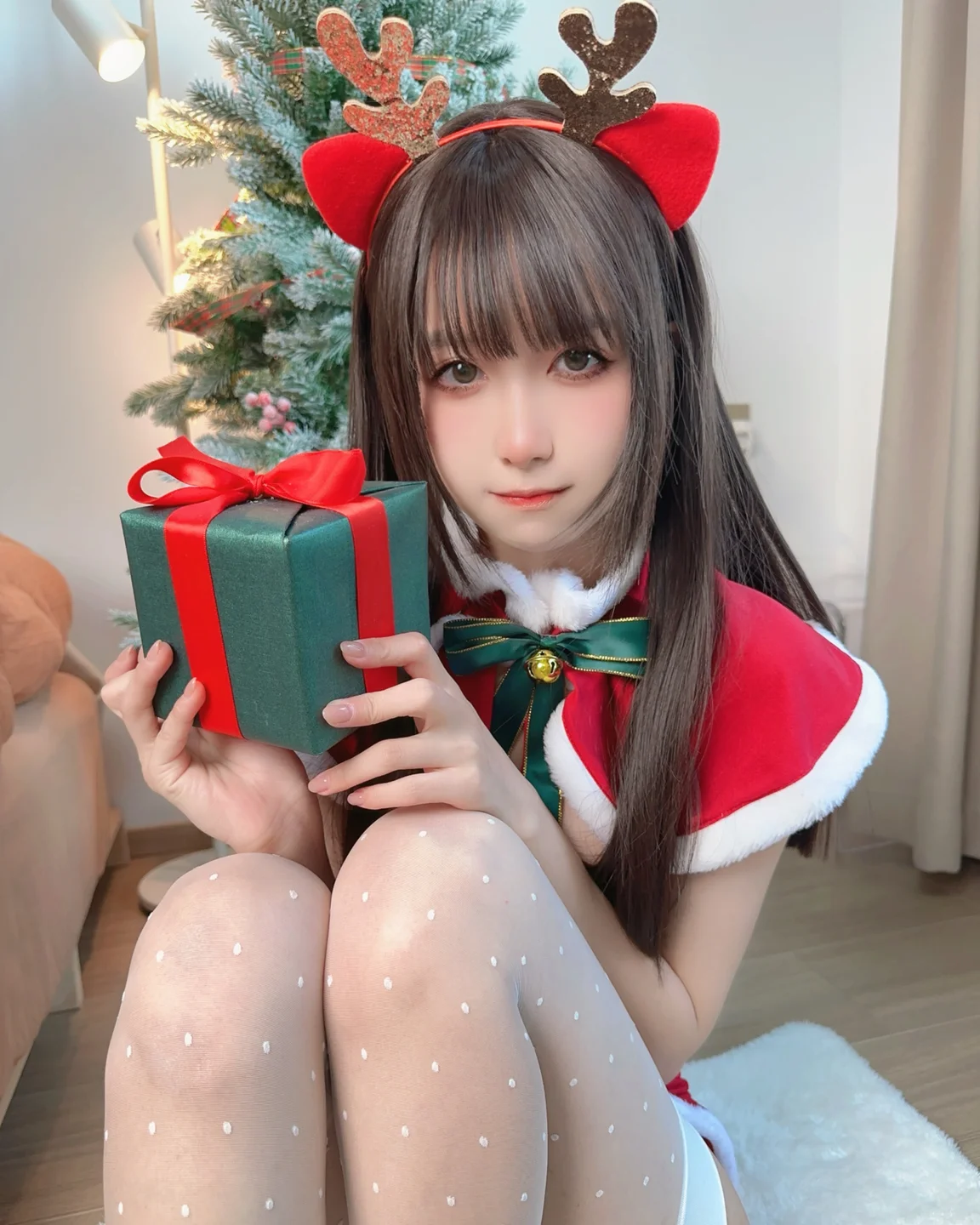布丁大法 – 圣诞雪饼 [99P-136MB] TG@icoset015.webp