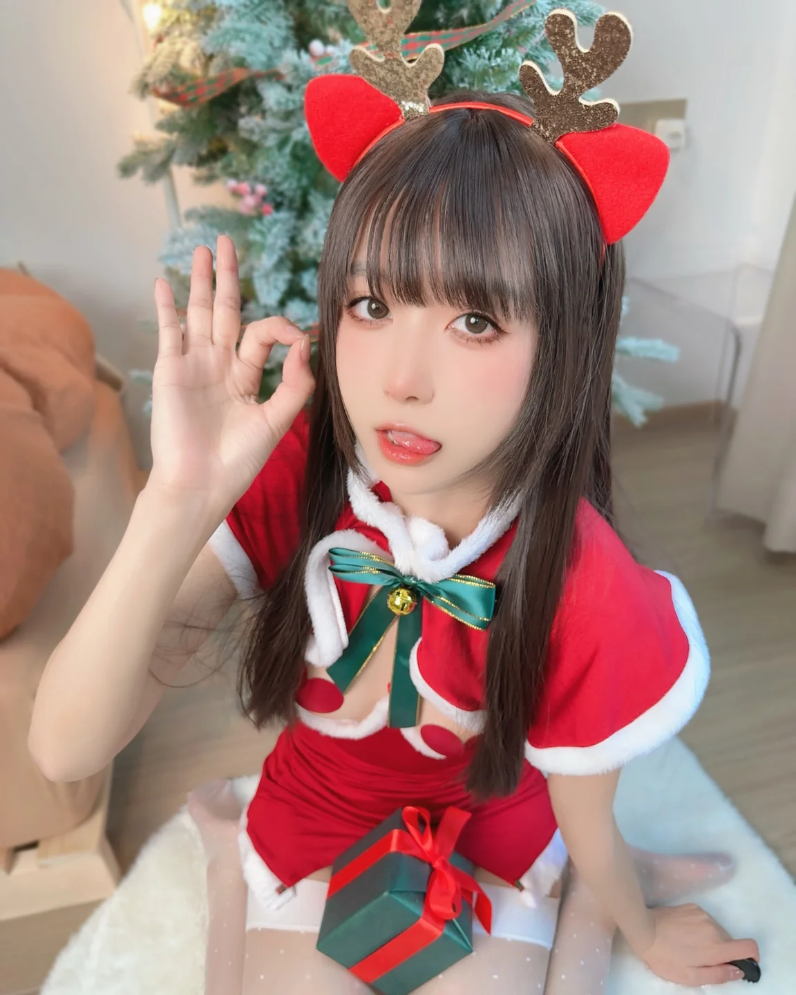 布丁大法 – 圣诞雪饼 [99P-136MB] TG@icoset017.webp