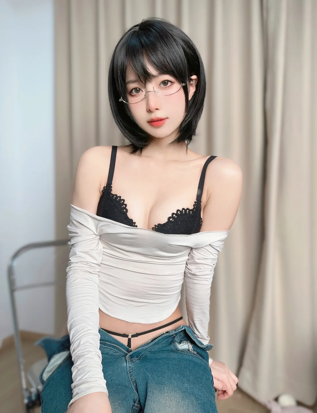 布丁大法_–_小心机日常&同居生活_26P_278MB 【丝足阁写真】001.webp