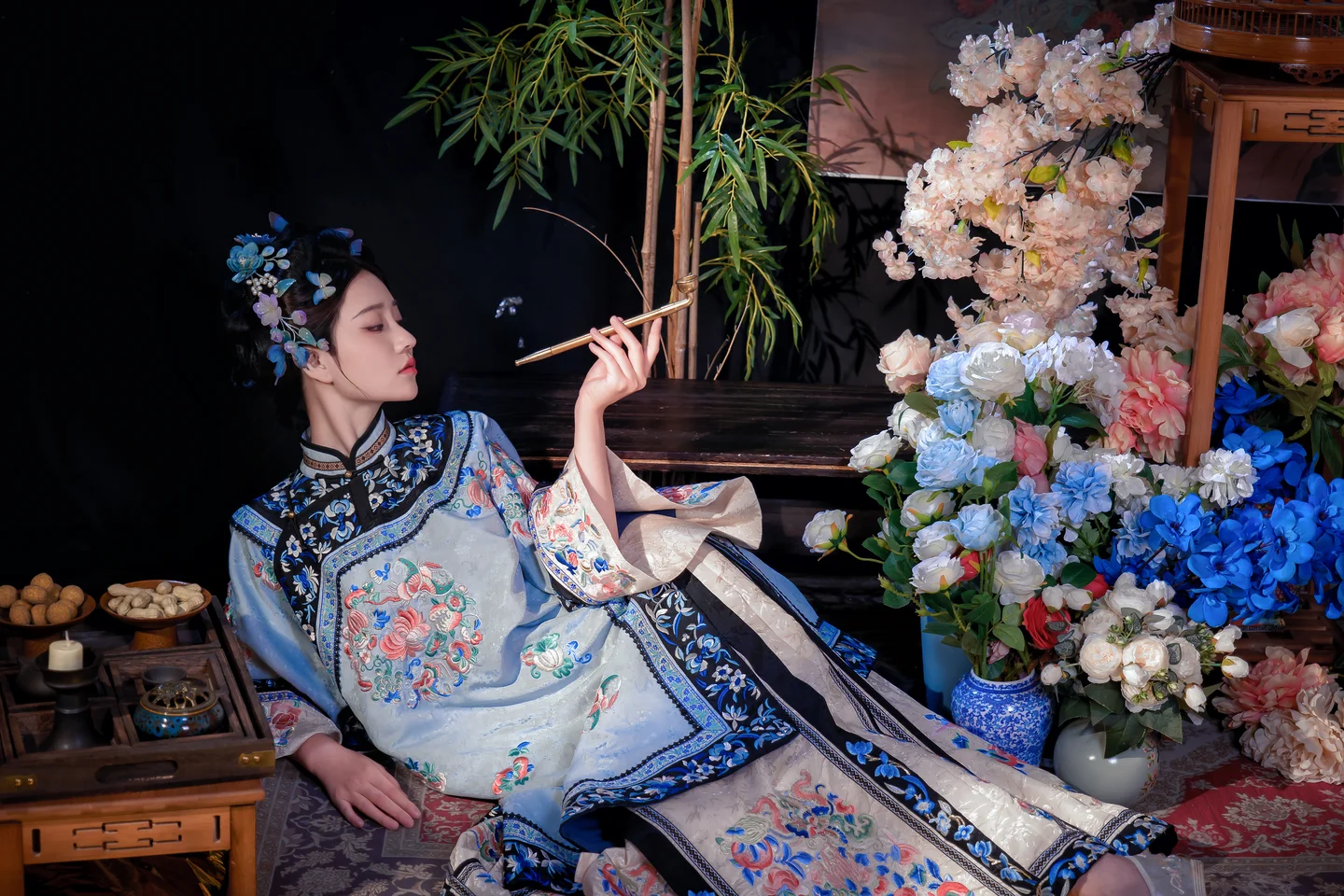 年年 – 丝兰陵 [71P-312MB] 【丝足阁写真】010.webp
