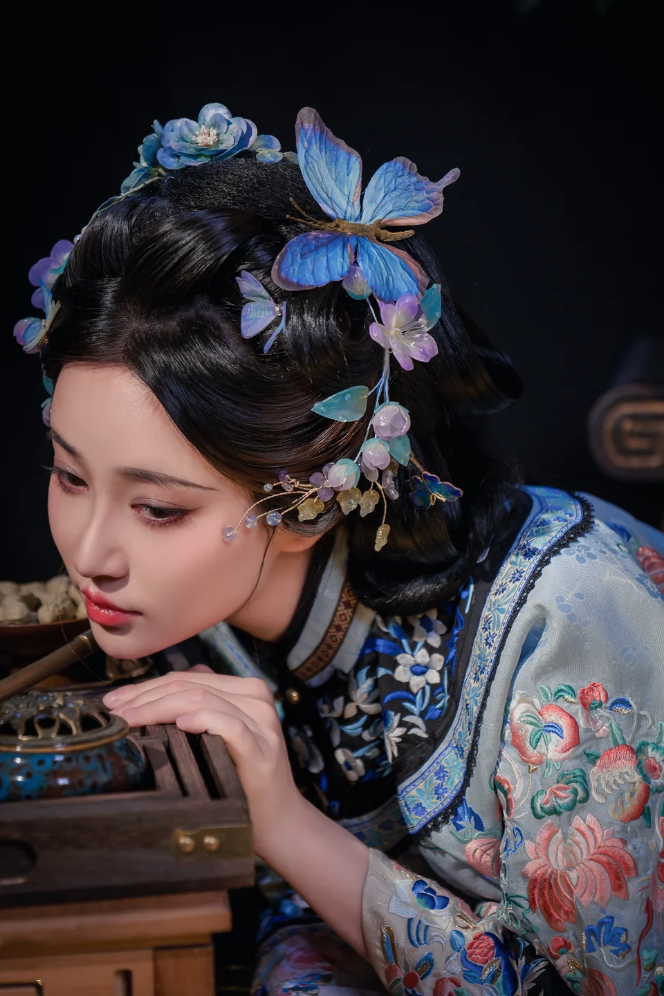 年年 – 丝兰陵 [71P-312MB] 【丝足阁写真】013.webp