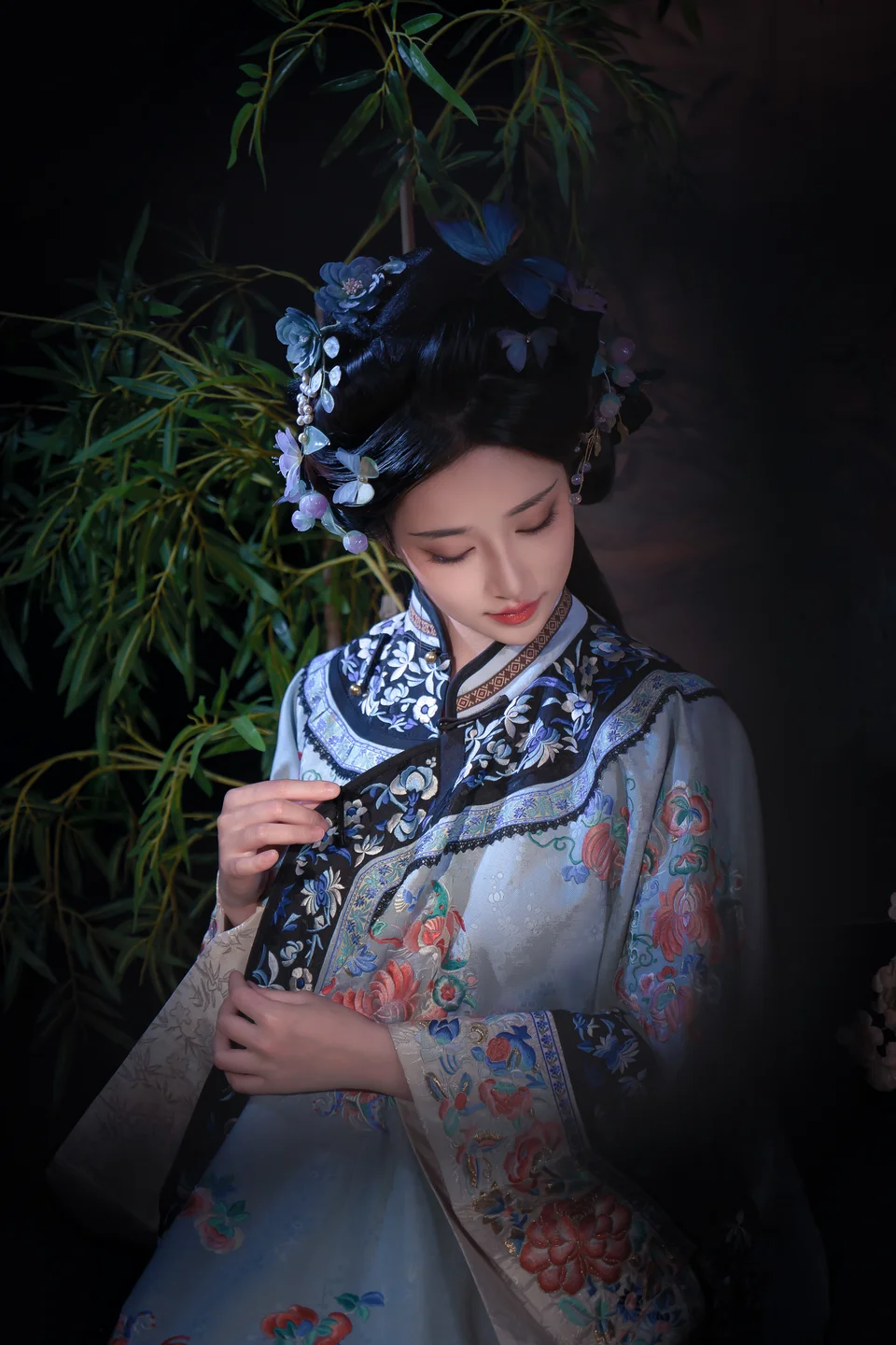 年年 – 丝兰陵 [71P-312MB] 【丝足阁写真】023.webp