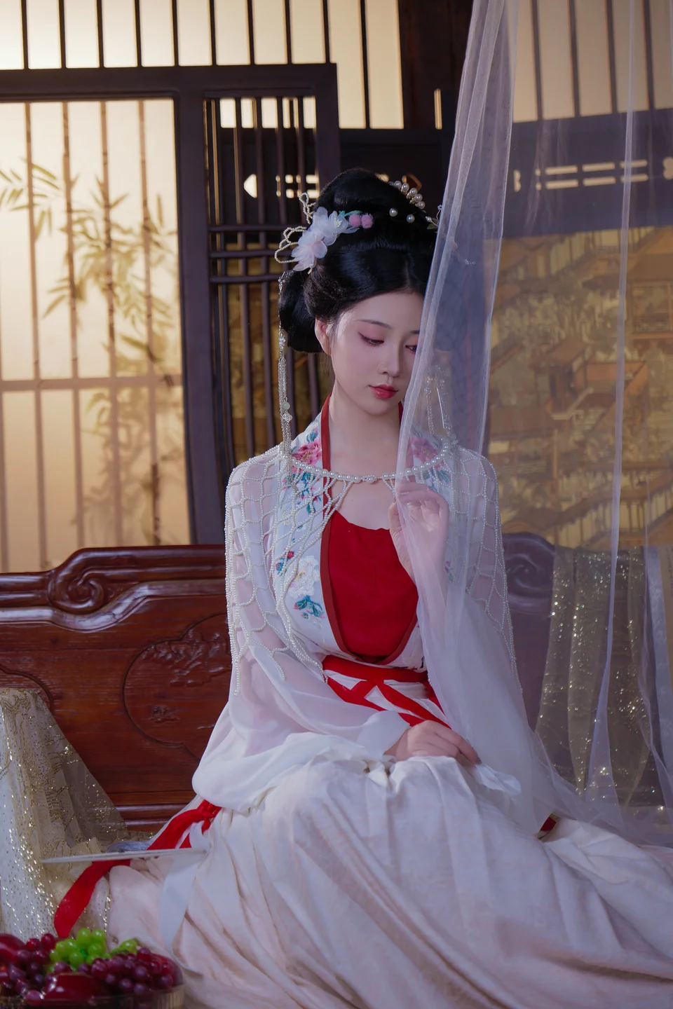 年年 – 广寒宫 [80P-728MB] 【丝足阁写真】009.webp