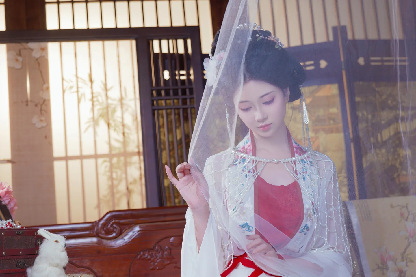 年年 – 广寒宫 [80P-728MB] 【丝足阁写真】010.webp