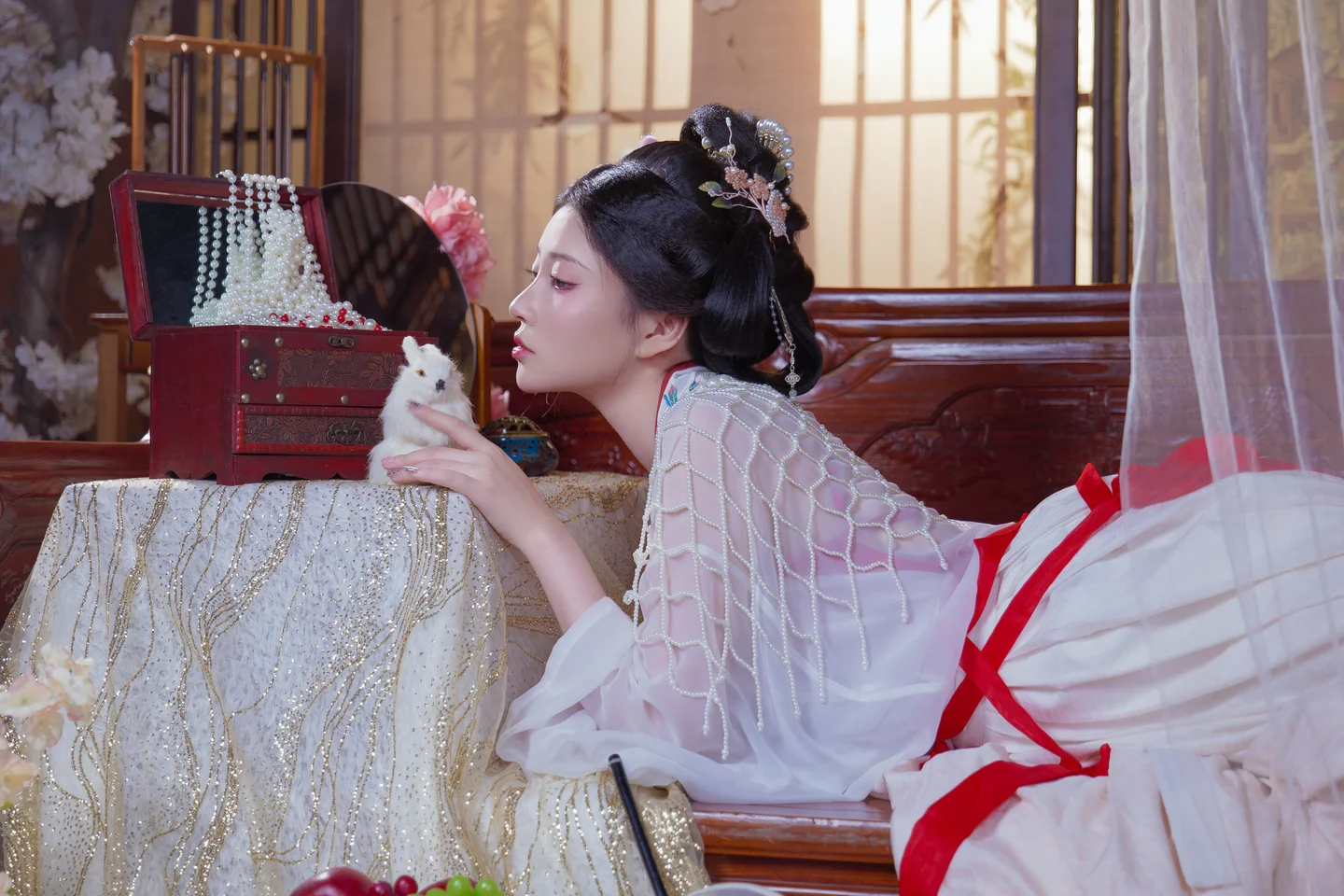 年年 – 广寒宫 [80P-728MB] 【丝足阁写真】017.webp