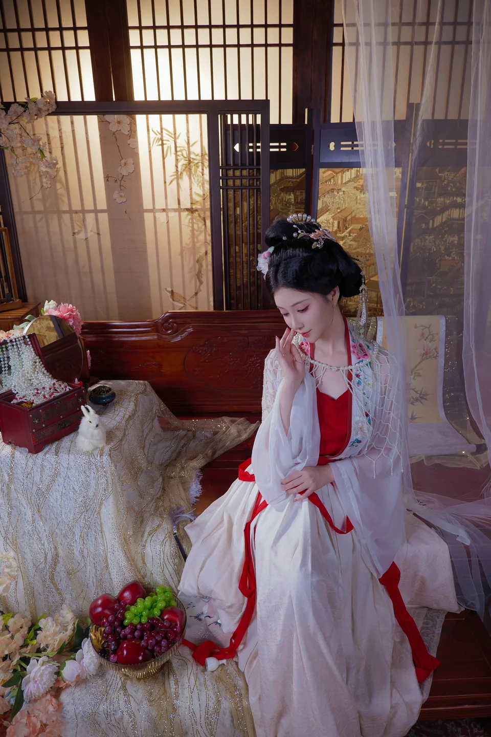 年年 – 广寒宫 [80P-728MB] 【丝足阁写真】023.webp