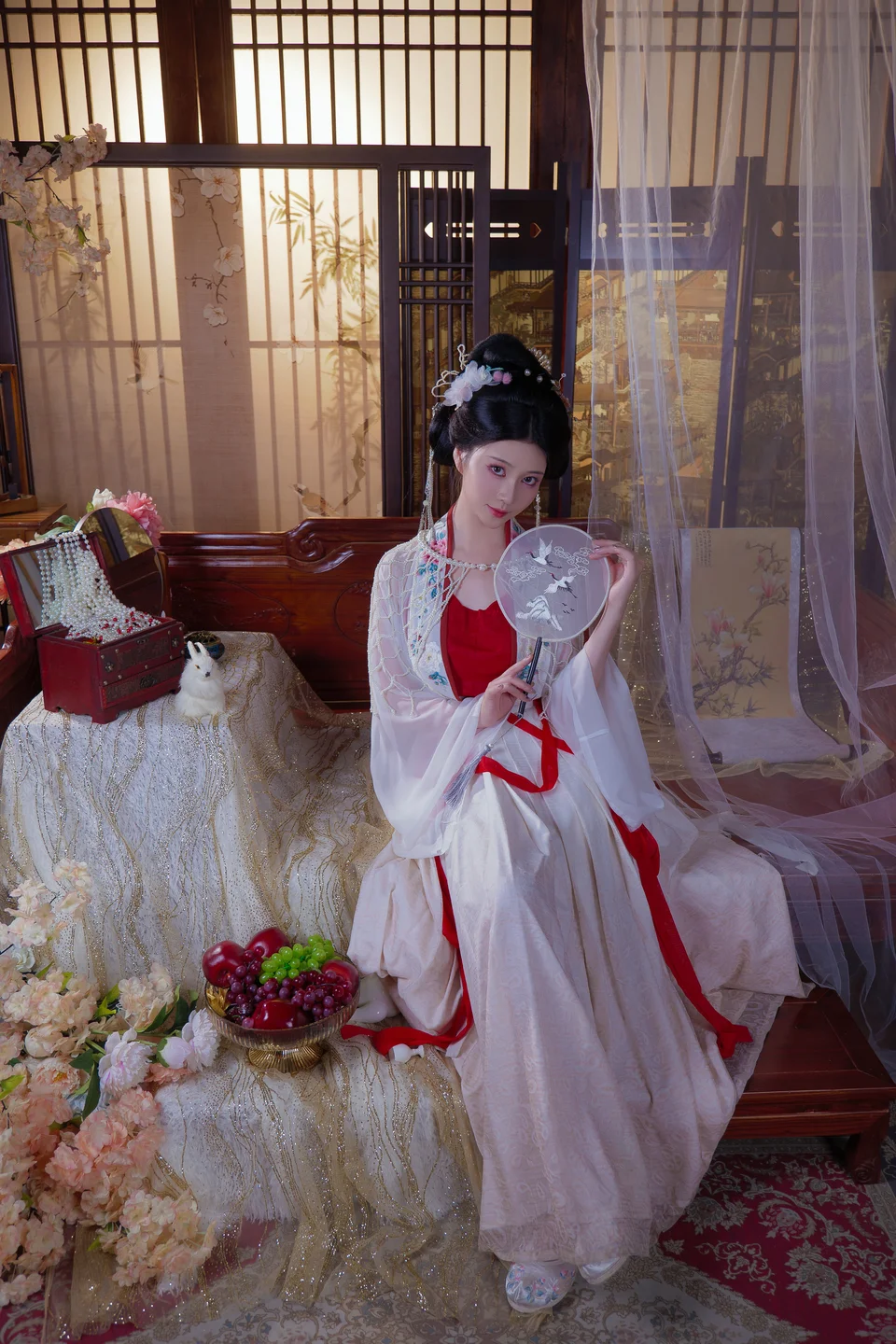 年年 – 广寒宫 [80P-728MB] 【丝足阁写真】026.webp