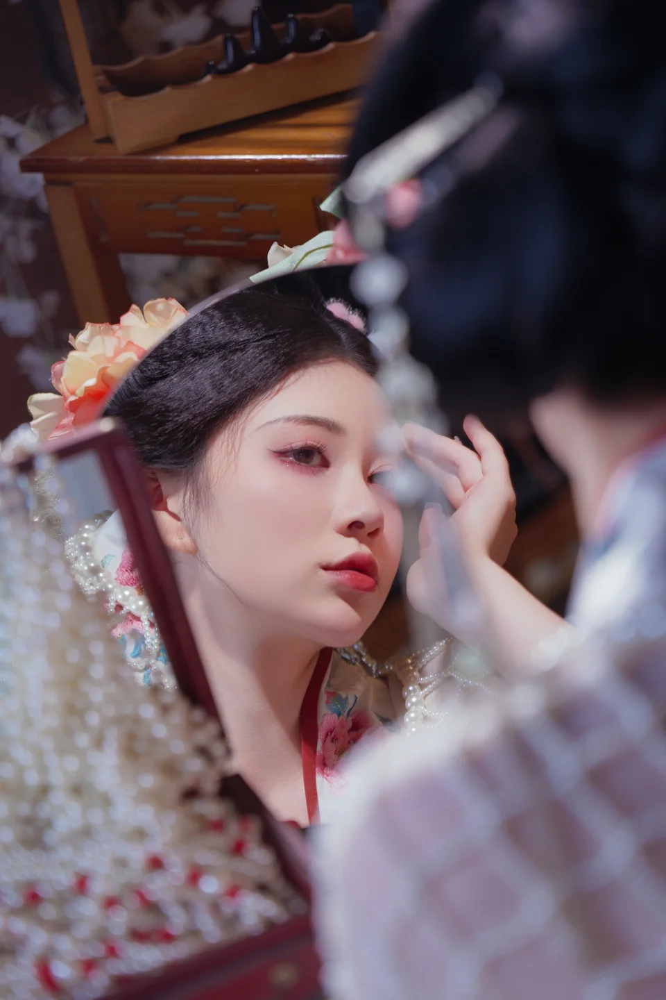 年年 – 广寒宫 [80P-728MB] 【丝足阁写真】040.webp