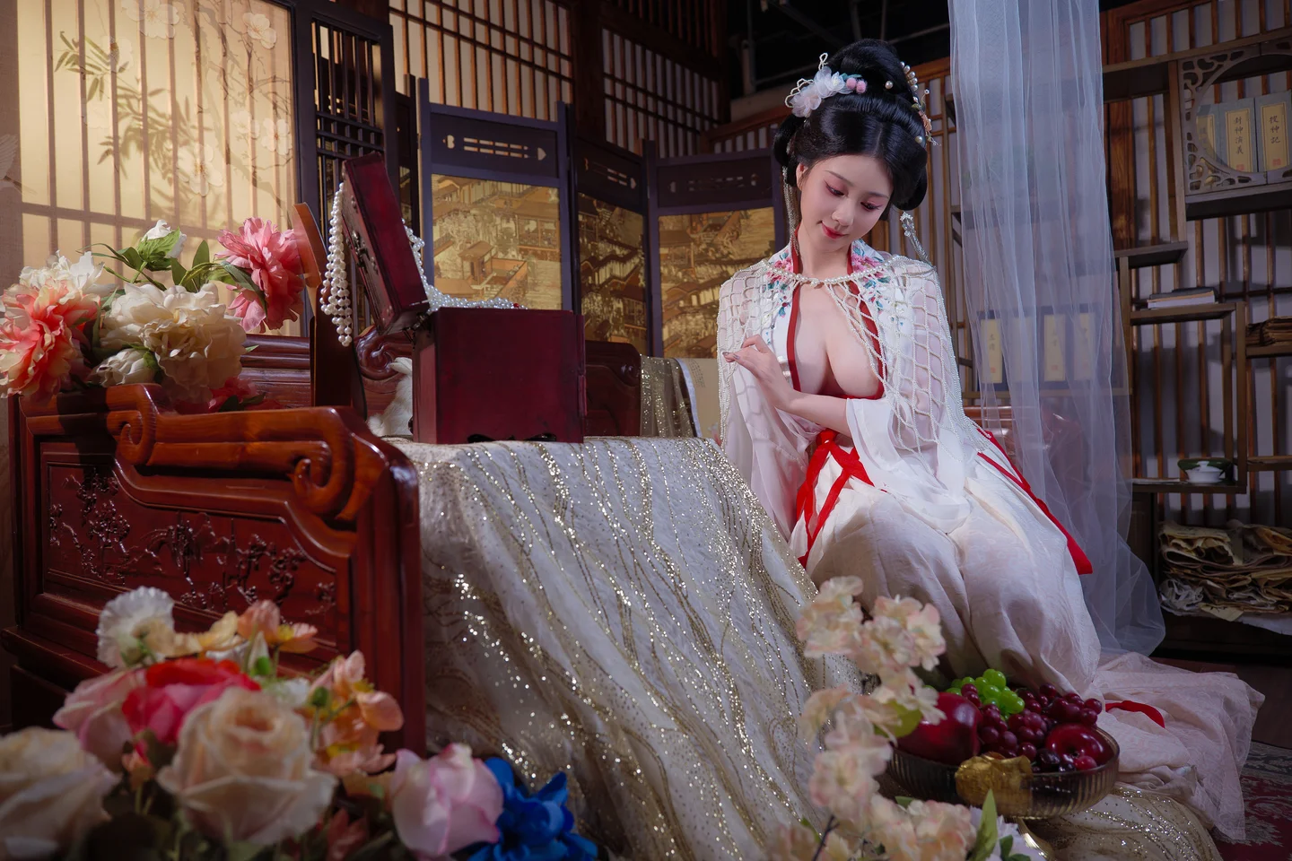 年年 – 广寒宫 [80P-728MB] 【丝足阁写真】055.webp