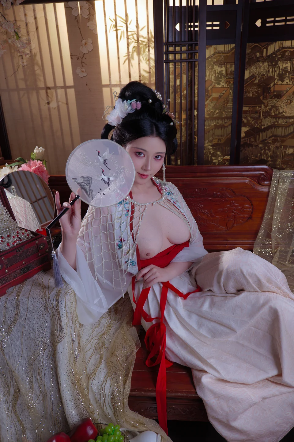 年年 – 广寒宫 [80P-728MB] 【丝足阁写真】065.webp