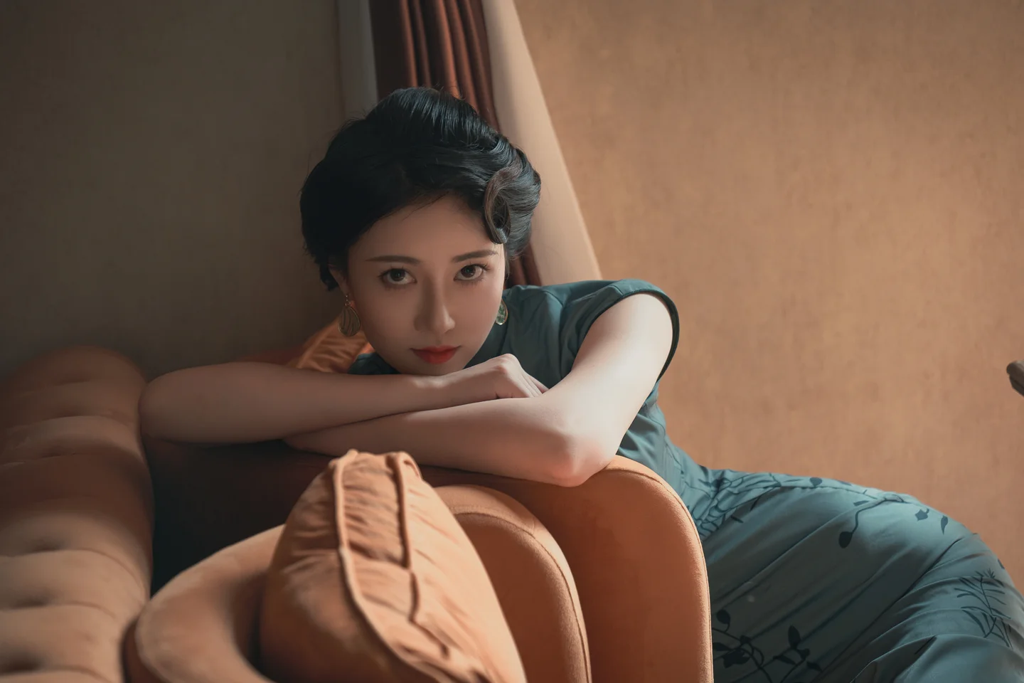 年年 – 海上花 [80P-705MB] 【丝足阁写真】005.webp