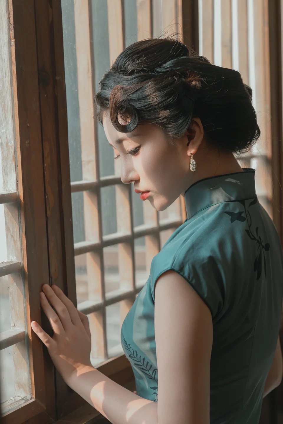年年 – 海上花 [80P-705MB] 【丝足阁写真】011.webp