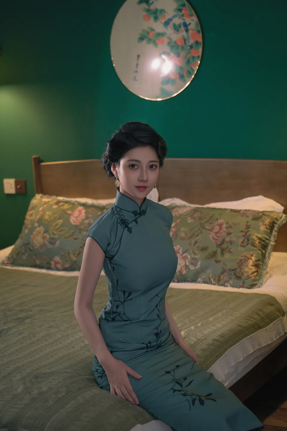 年年 – 海上花 [80P-705MB] 【丝足阁写真】013.webp
