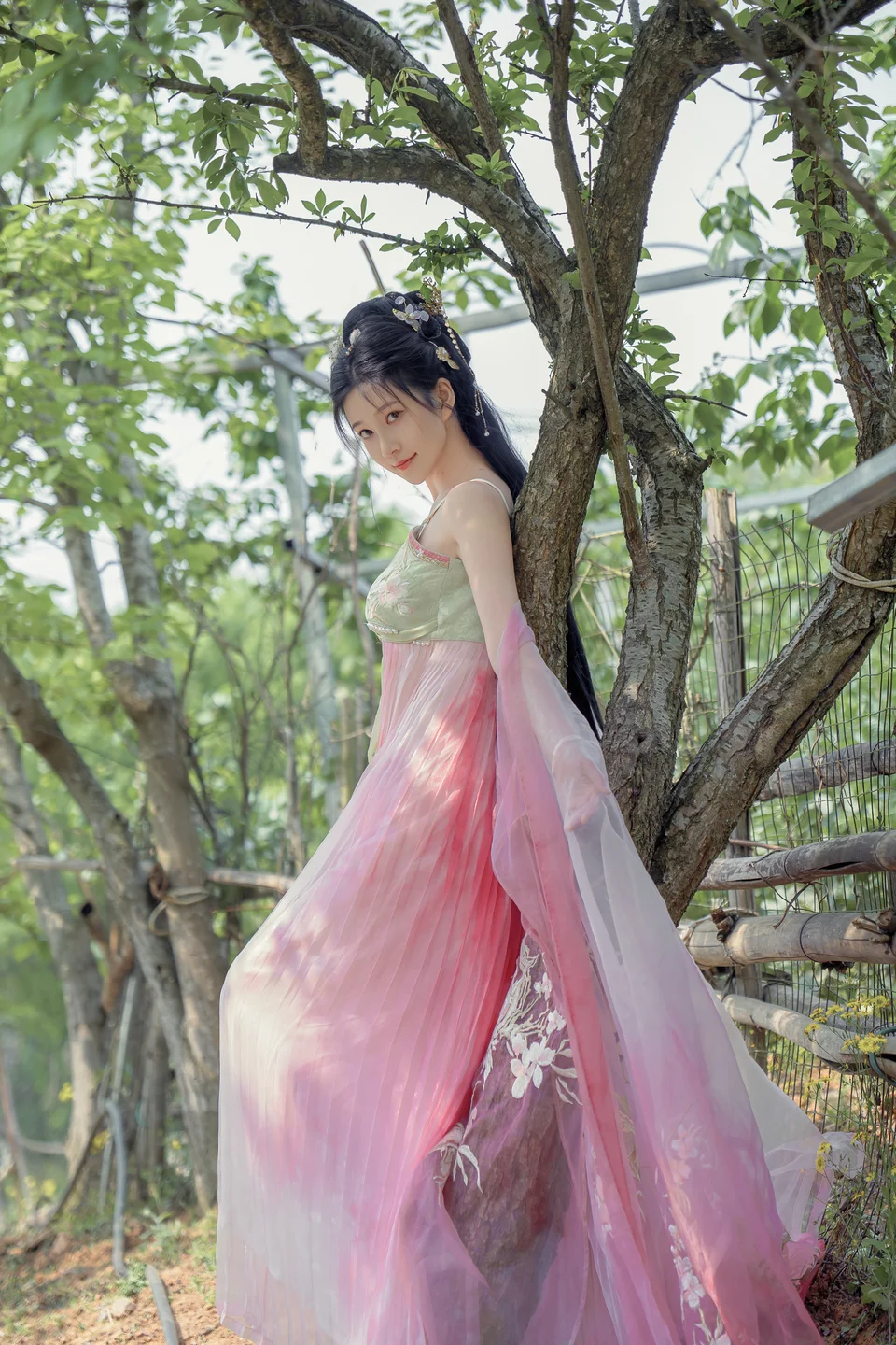 年年 – 海棠仙 [84P-358MB] 【丝足阁写真】020.webp