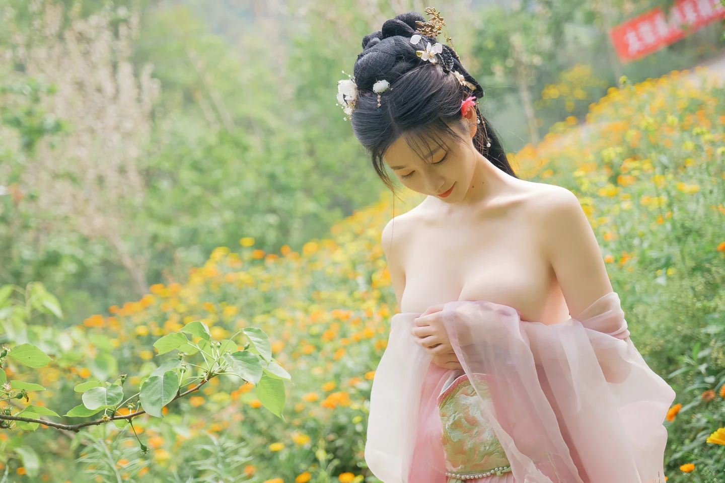 年年 – 海棠仙 [84P-358MB] 【丝足阁写真】049.webp
