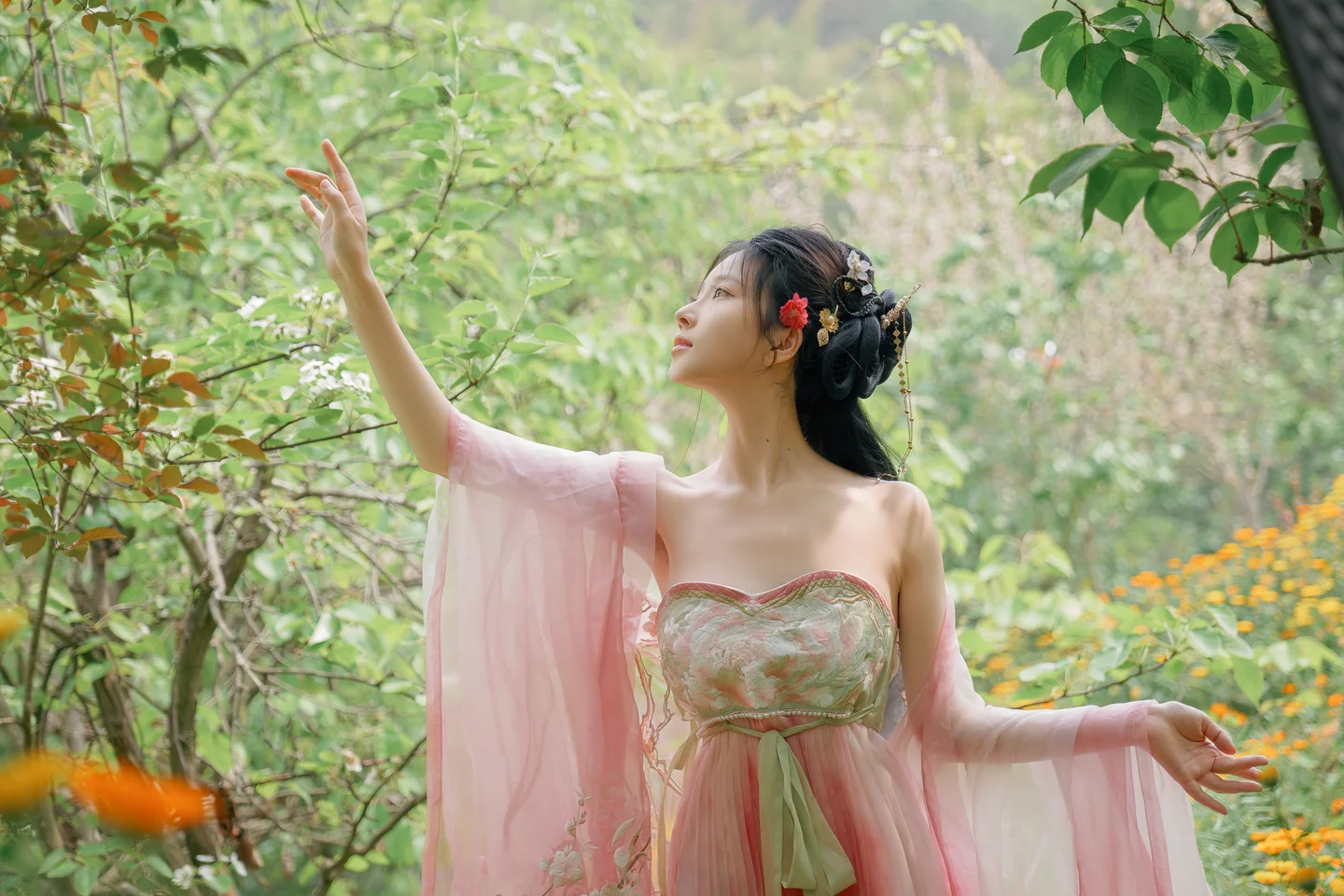 年年 – 海棠仙 [84P-358MB] 【丝足阁写真】051.webp