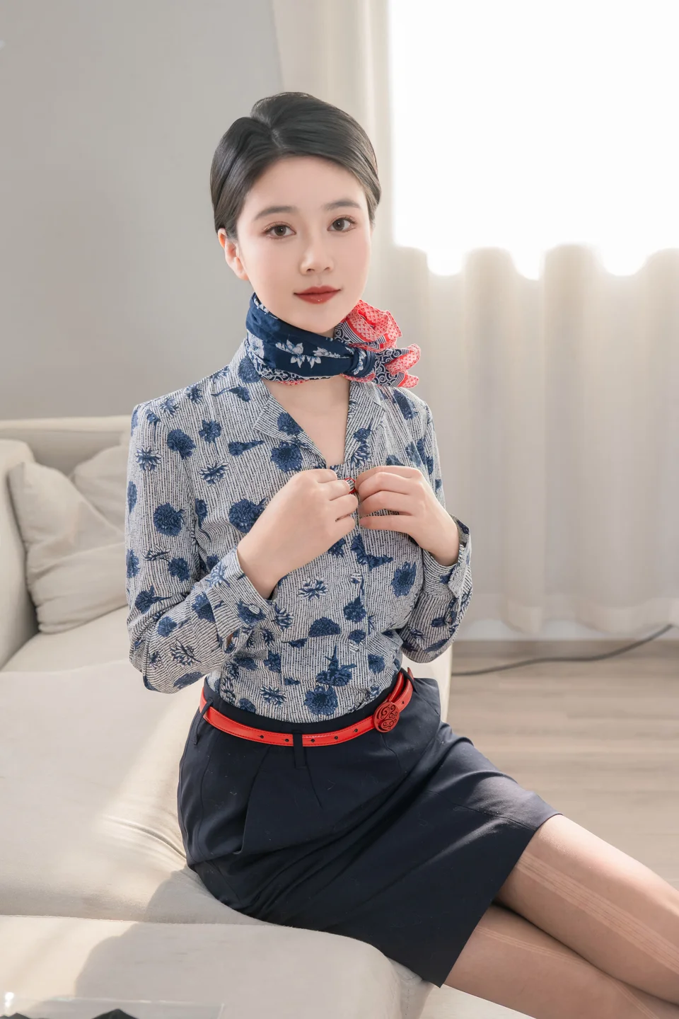 年年 – 空姐2 [84P-882MB] 【丝足阁写真】014.webp