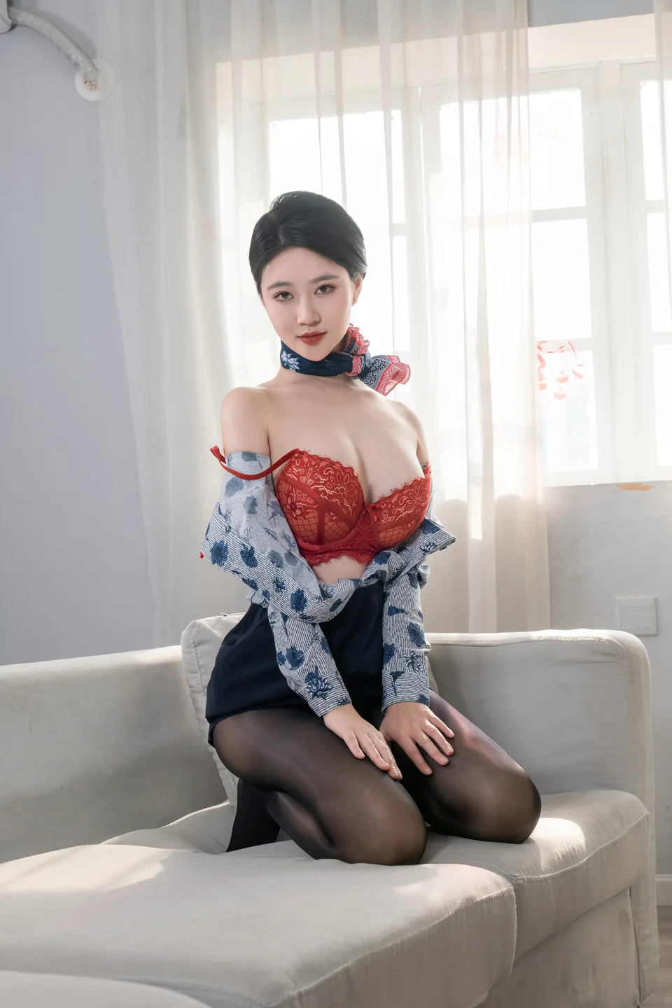 年年 – 空姐2 [84P-882MB] 【丝足阁写真】026.webp