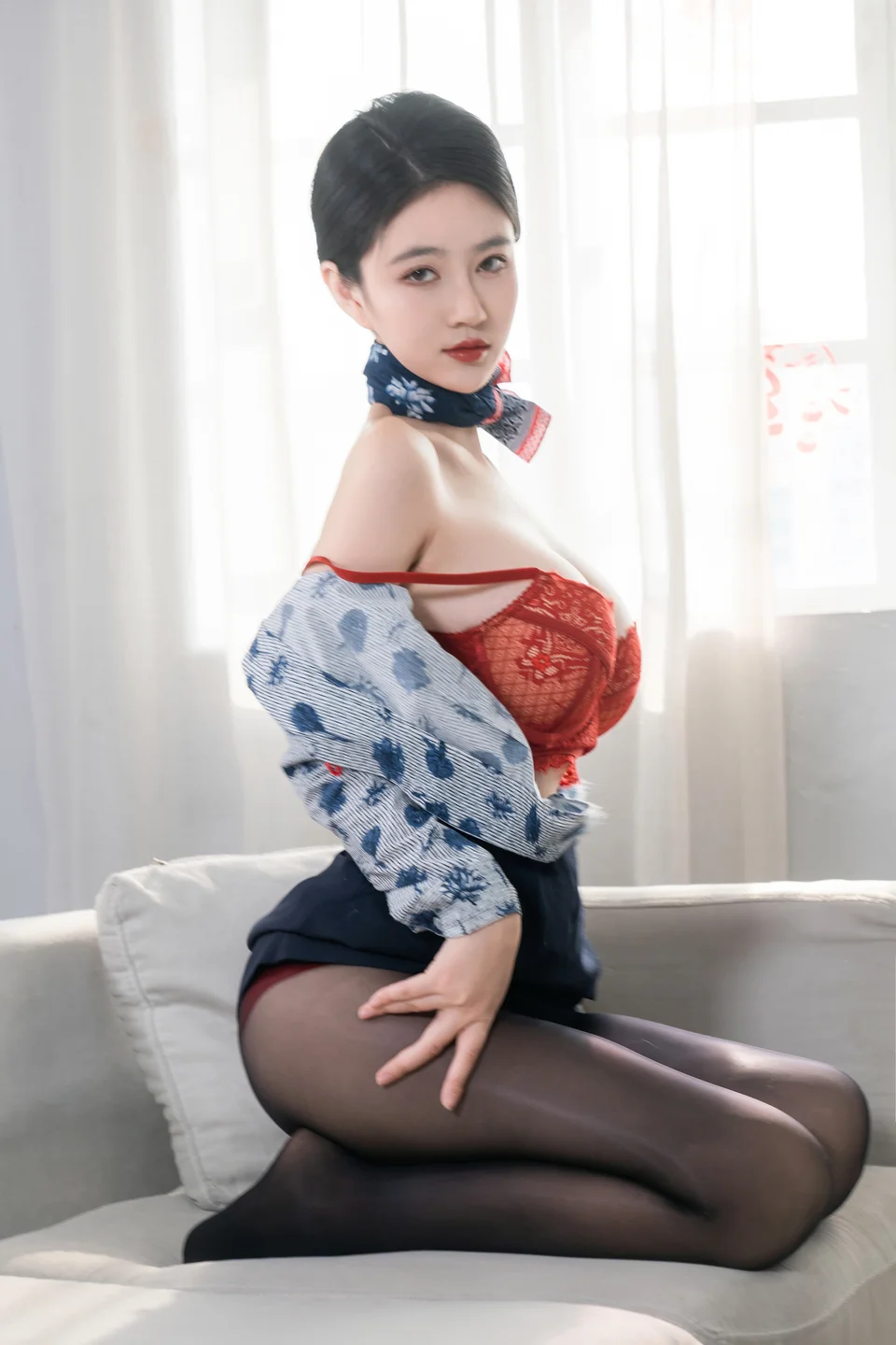 年年 – 空姐2 [84P-882MB] 【丝足阁写真】029.webp