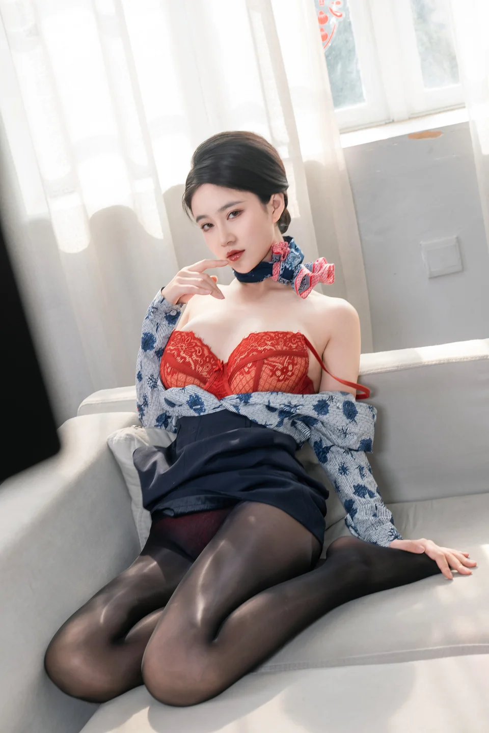 年年 – 空姐2 [84P-882MB] 【丝足阁写真】038.webp
