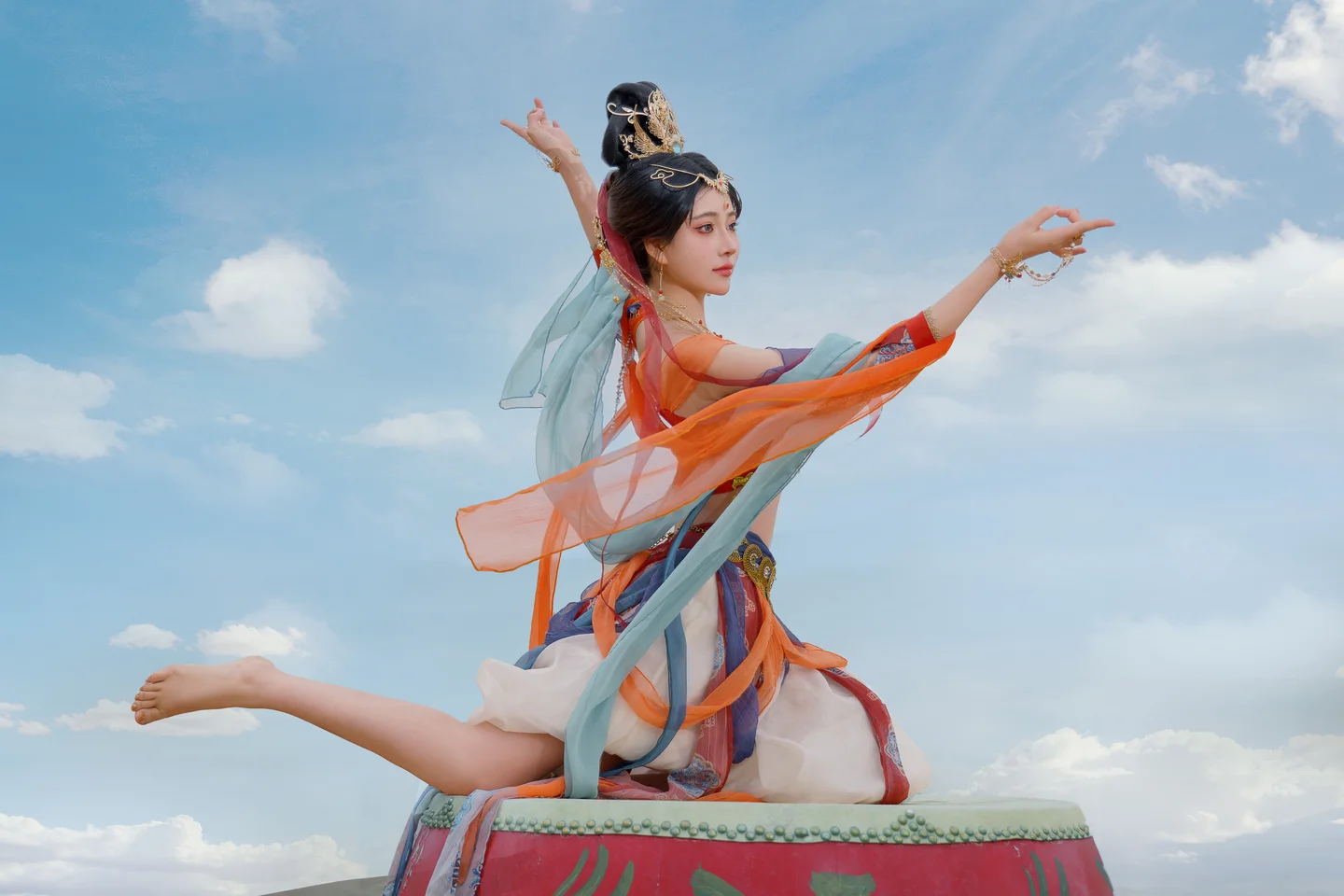 年年 – 飞天 [63P-632MB] 【丝足阁写真】024.webp