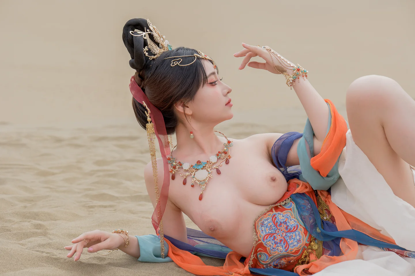 年年 – 飞天 [63P-632MB] 【丝足阁写真】059.webp