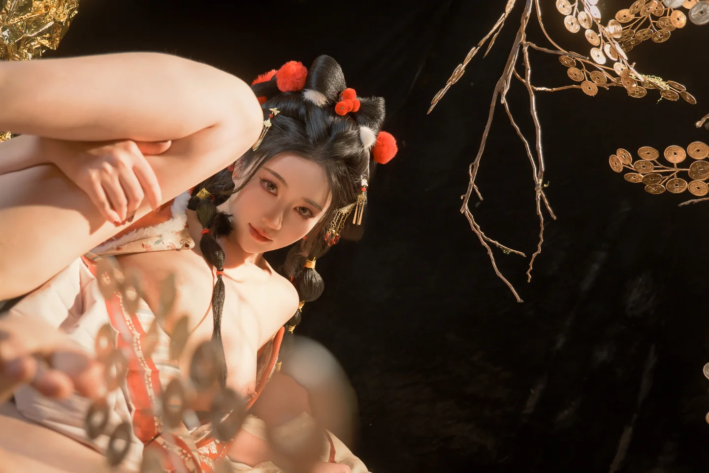 年年 – 25元旦 [84P-679MB] 【丝足阁写真】036.webp