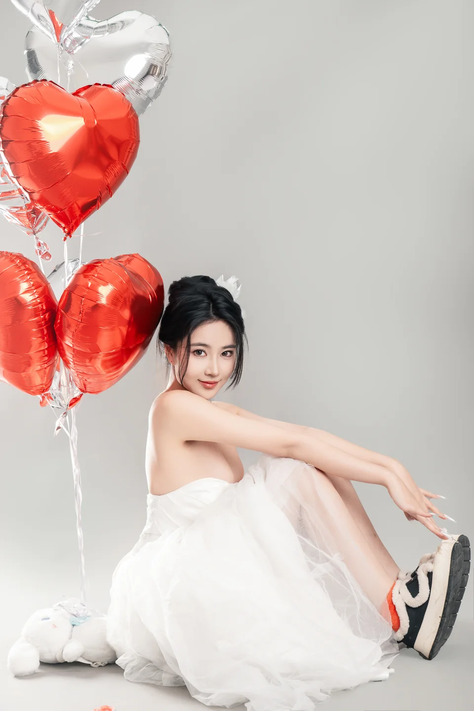 年年 – LOVE 情人节特别篇 [80P-428MB] 【丝足阁写真】001.webp
