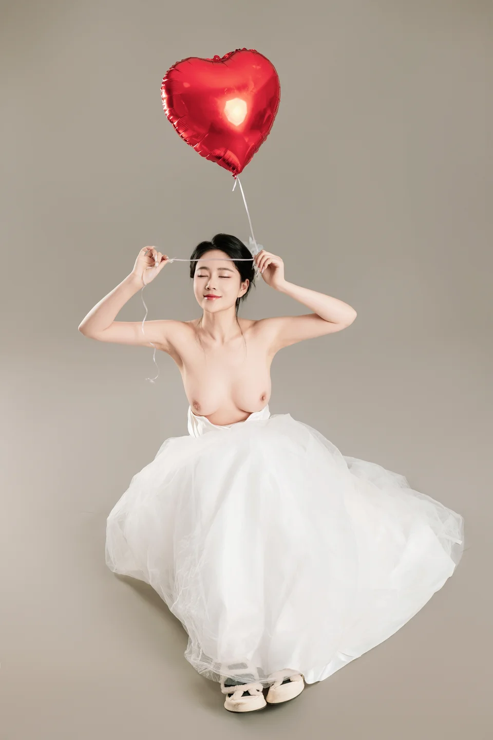 年年 – LOVE 情人节特别篇 [80P-428MB] 【丝足阁写真】075.webp