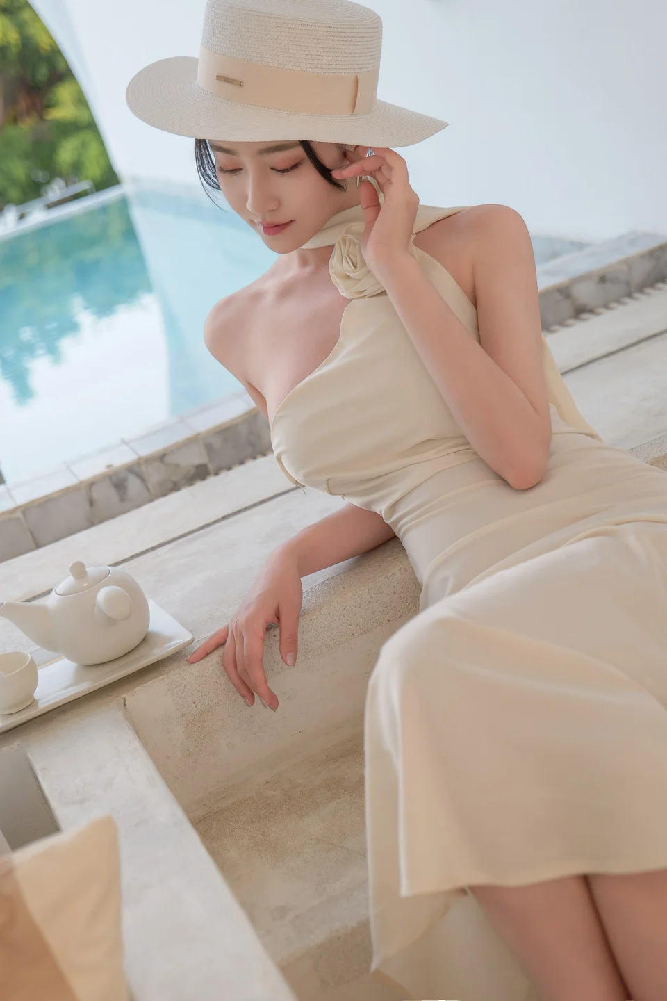 年年 - 情迷法兰西 [80P] tg@simisebaisi12.webp