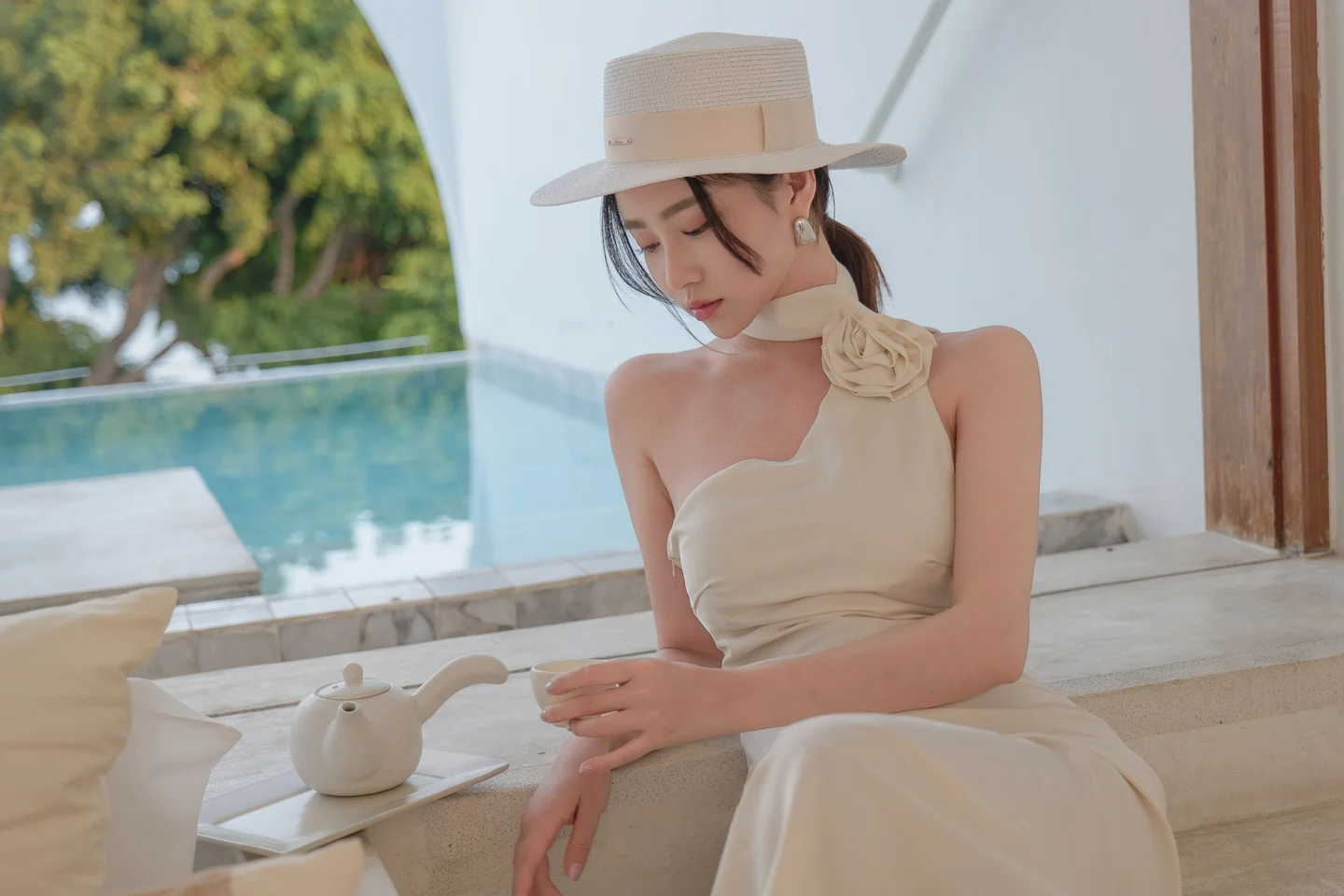 年年 - 情迷法兰西 [80P] tg@simisebaisi14.webp