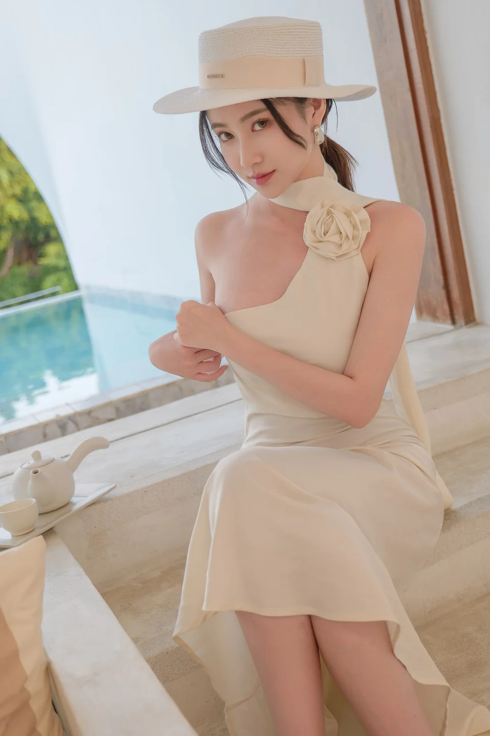 年年 - 情迷法兰西 [80P] tg@simisebaisi17.webp