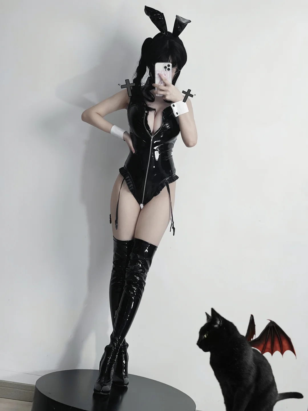 幼愛Youmeko - No.026 黑漆皮高跟兔女郎 [29P-456MB] 004.webp