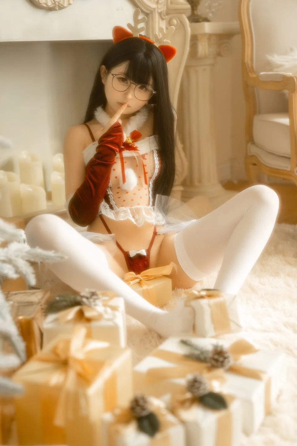 幼水铃衣 – 圣诞小鹿 [80P2V-2.81GB] 【丝足阁写真】012.webp