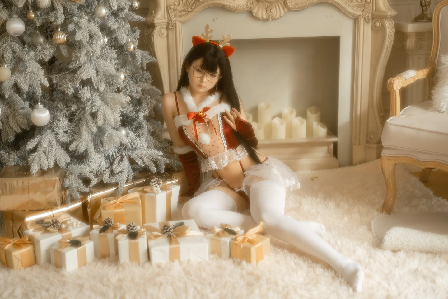 幼水铃衣 – 圣诞小鹿 [80P2V-2.81GB] 【丝足阁写真】015.webp