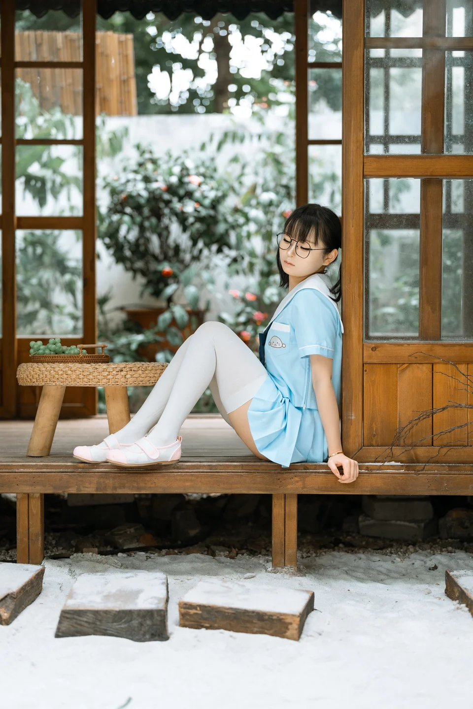 幼水铃衣_–_双马尾合集_80P+18分钟超长写真花絮🎬 【丝足阁写真】003.webp