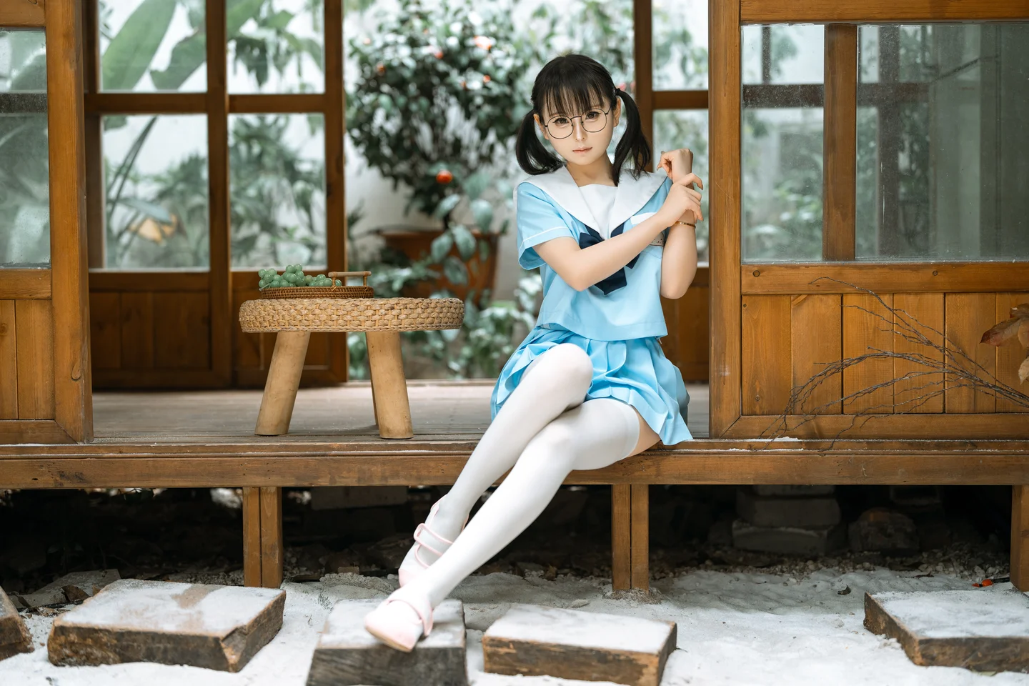 幼水铃衣_–_双马尾合集_80P+18分钟超长写真花絮🎬 【丝足阁写真】004.webp