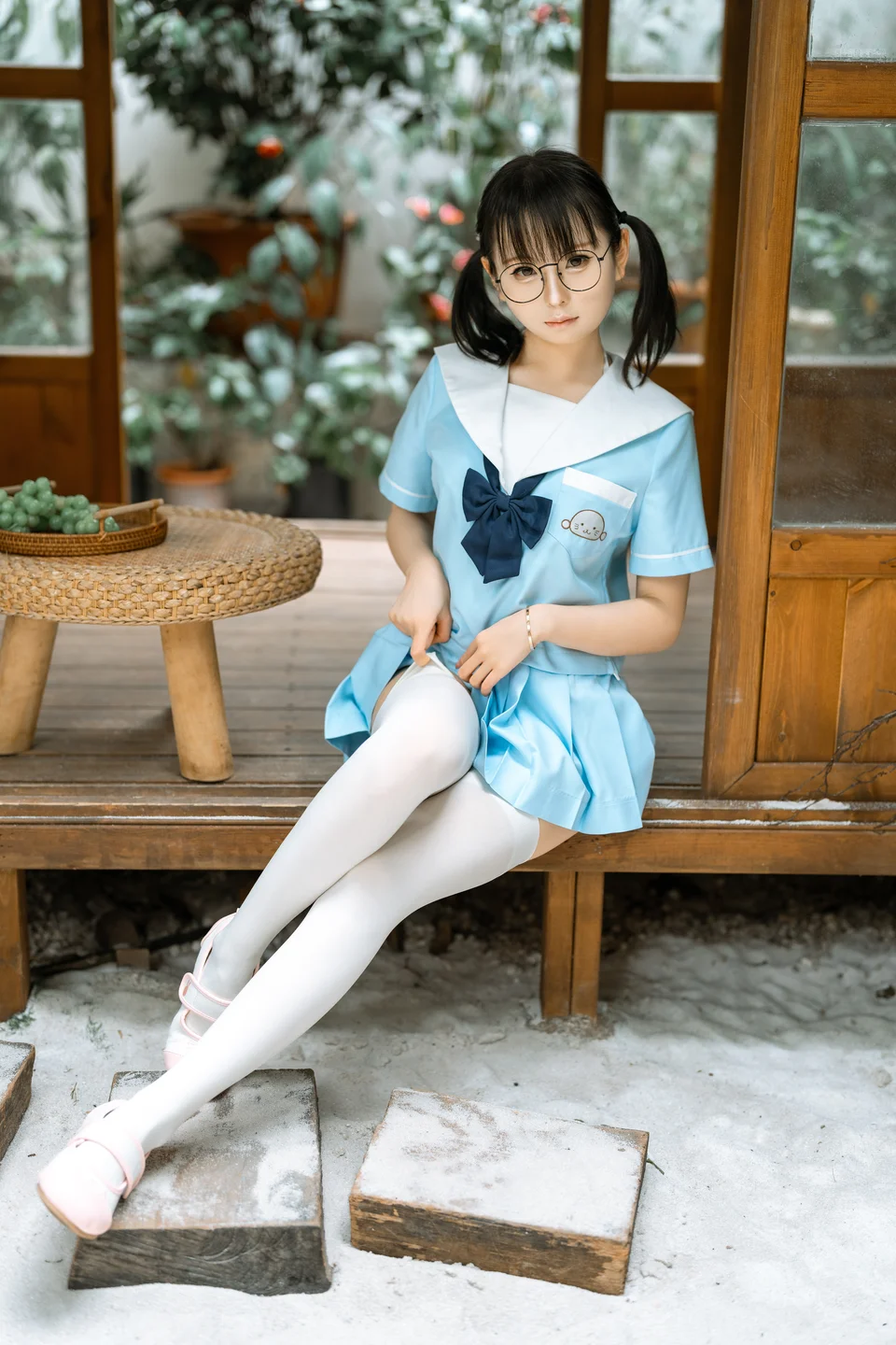 幼水铃衣_–_双马尾合集_80P+18分钟超长写真花絮🎬 【丝足阁写真】005.webp