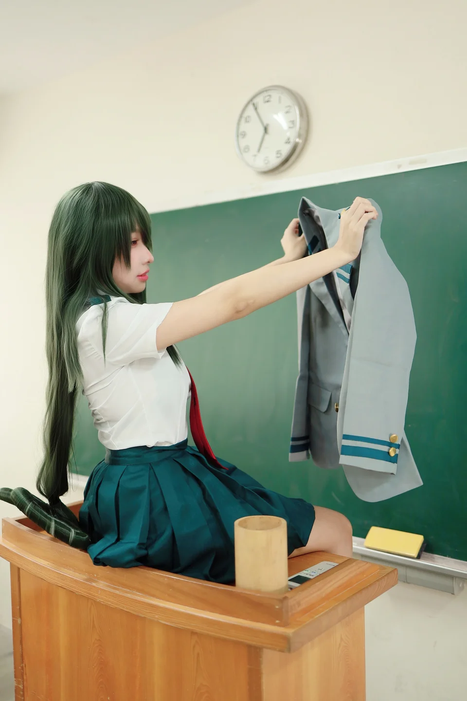 慕慕Momo - 蛙吹梅雨 學生服 Asui Tsuyu [27P-356MB] 023.webp