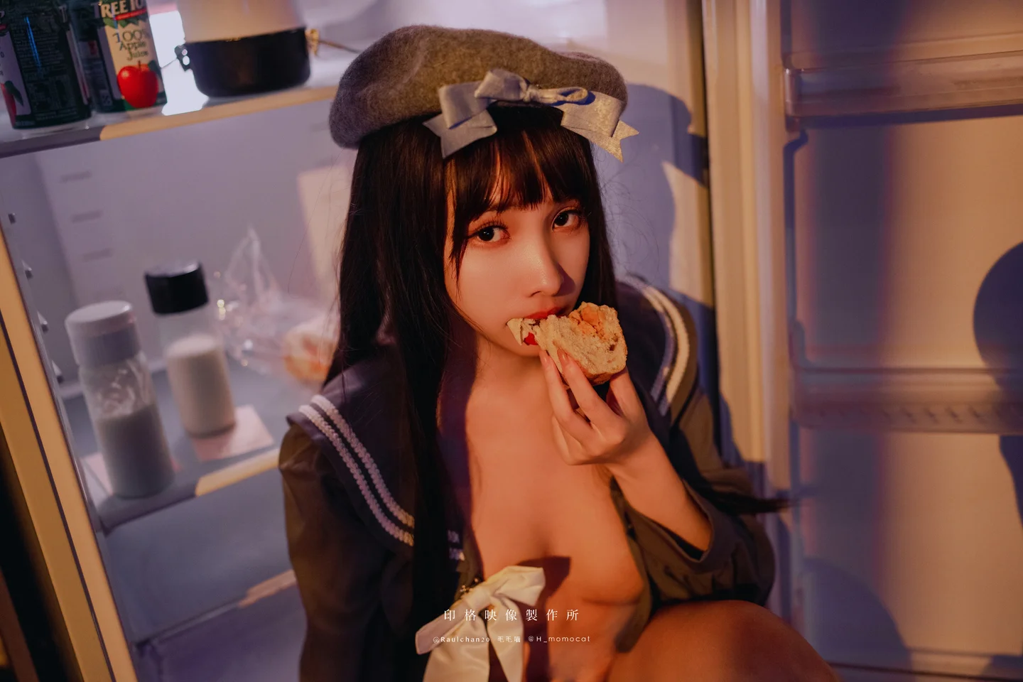 慕慕Momo - Escapism • 逃避現實 [60P-610MB] 054.webp