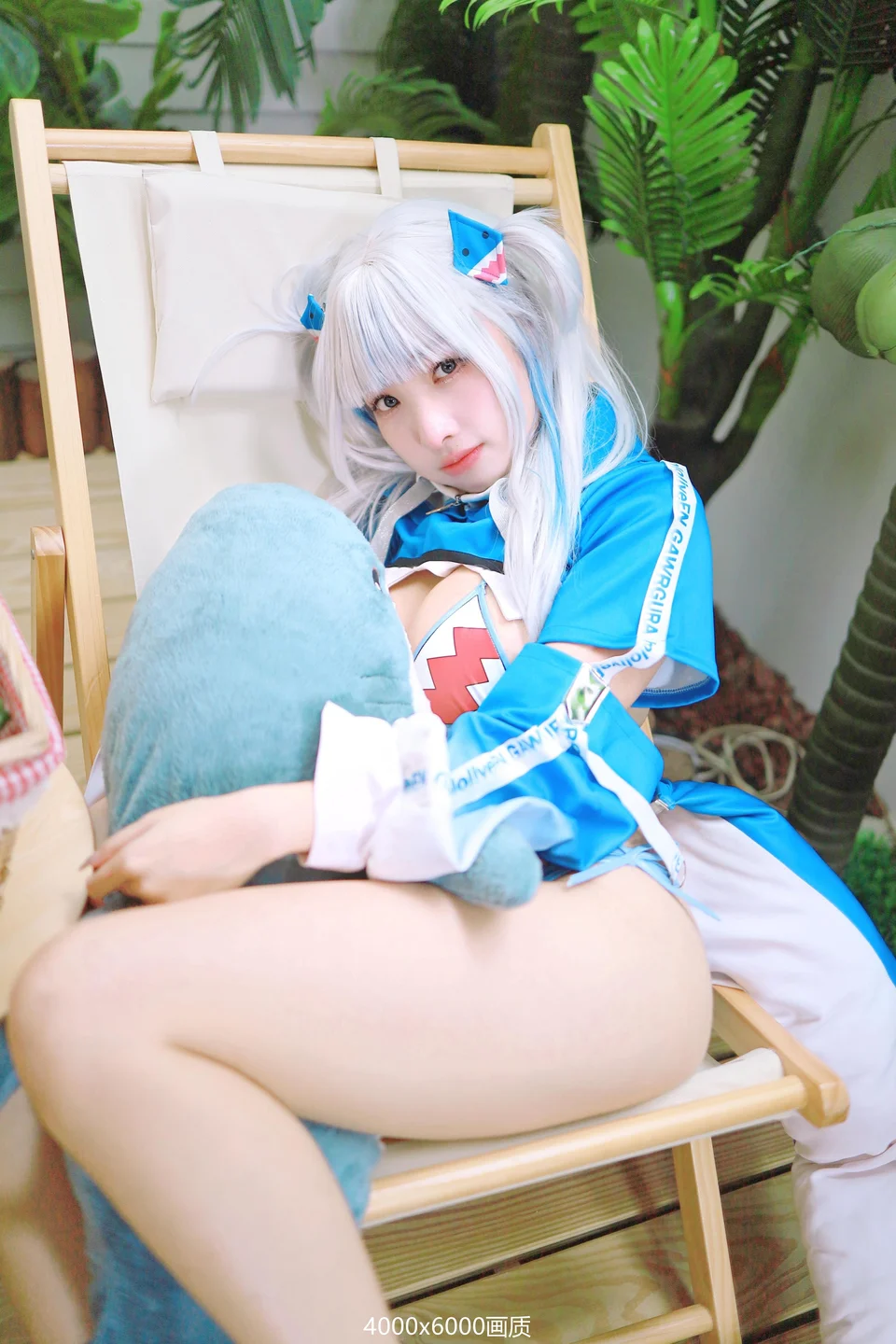 慕慕Momo - Gura 鲨鱼制服🌊🦈 [57P-388MB] 010.webp
