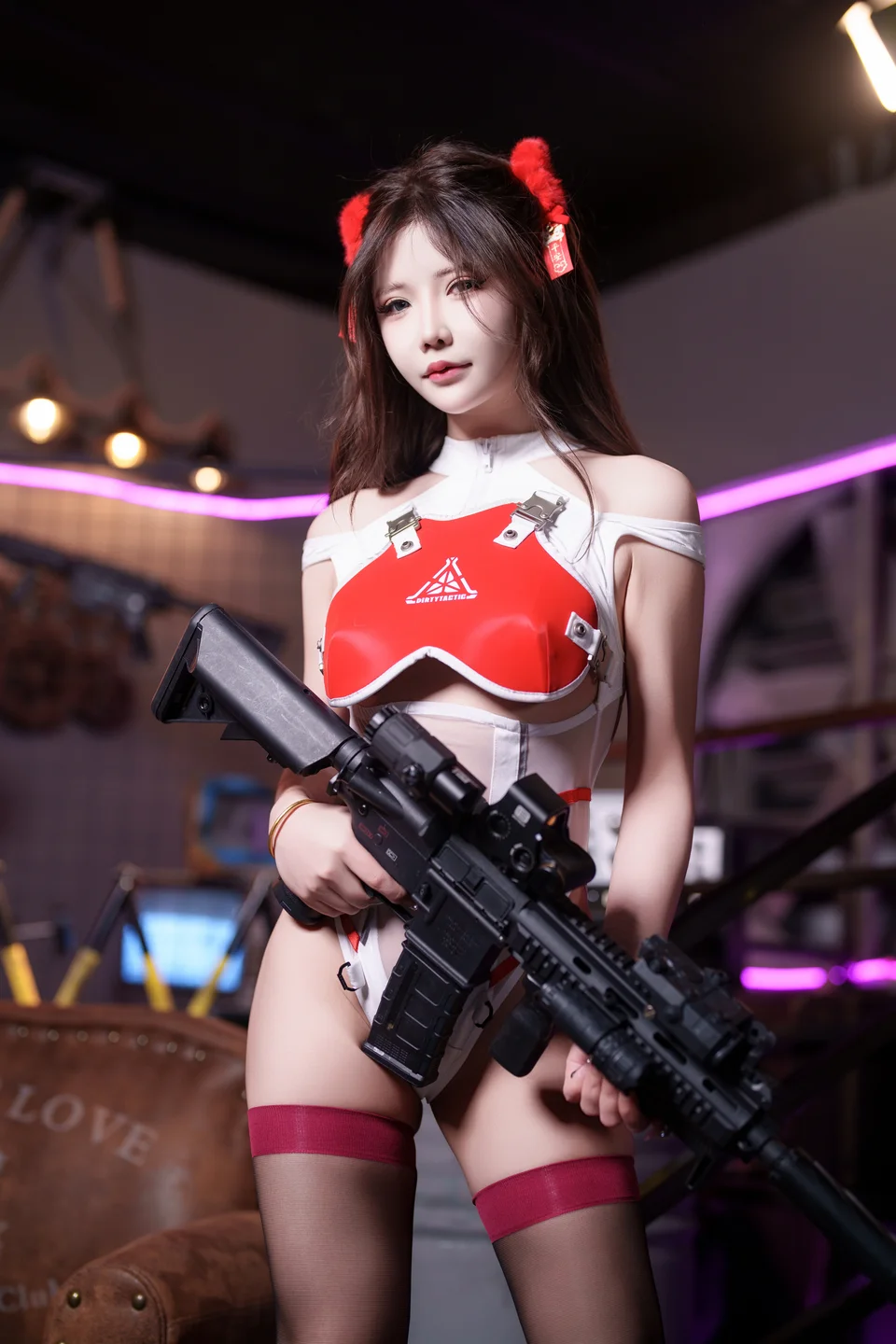 抱走莫子 – 春节特工 [90P6V-2.02GB] 【丝足阁写真】083.webp