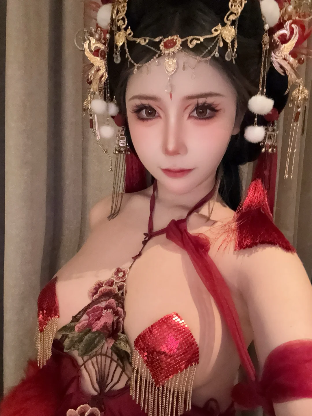 抱走莫子 – 红色小尾巴 [120P 25V] TG@icoset016.webp