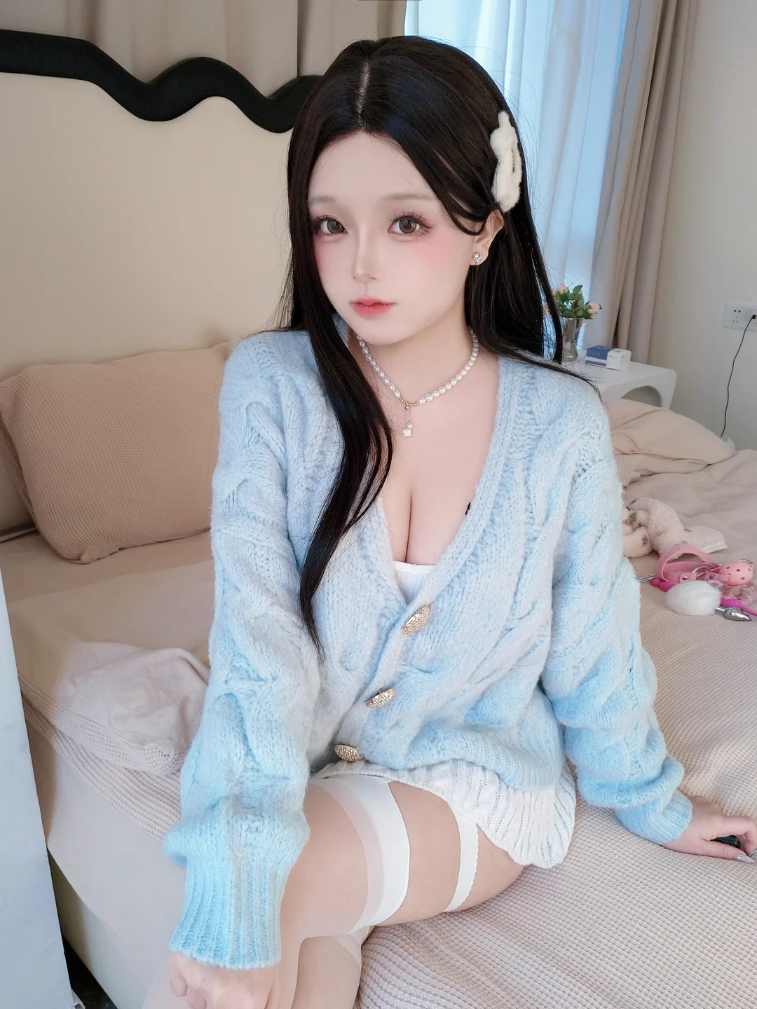 日奈娇 – 与学姐约会 [206P5V-1.68GB] 【丝足阁写真】001.webp