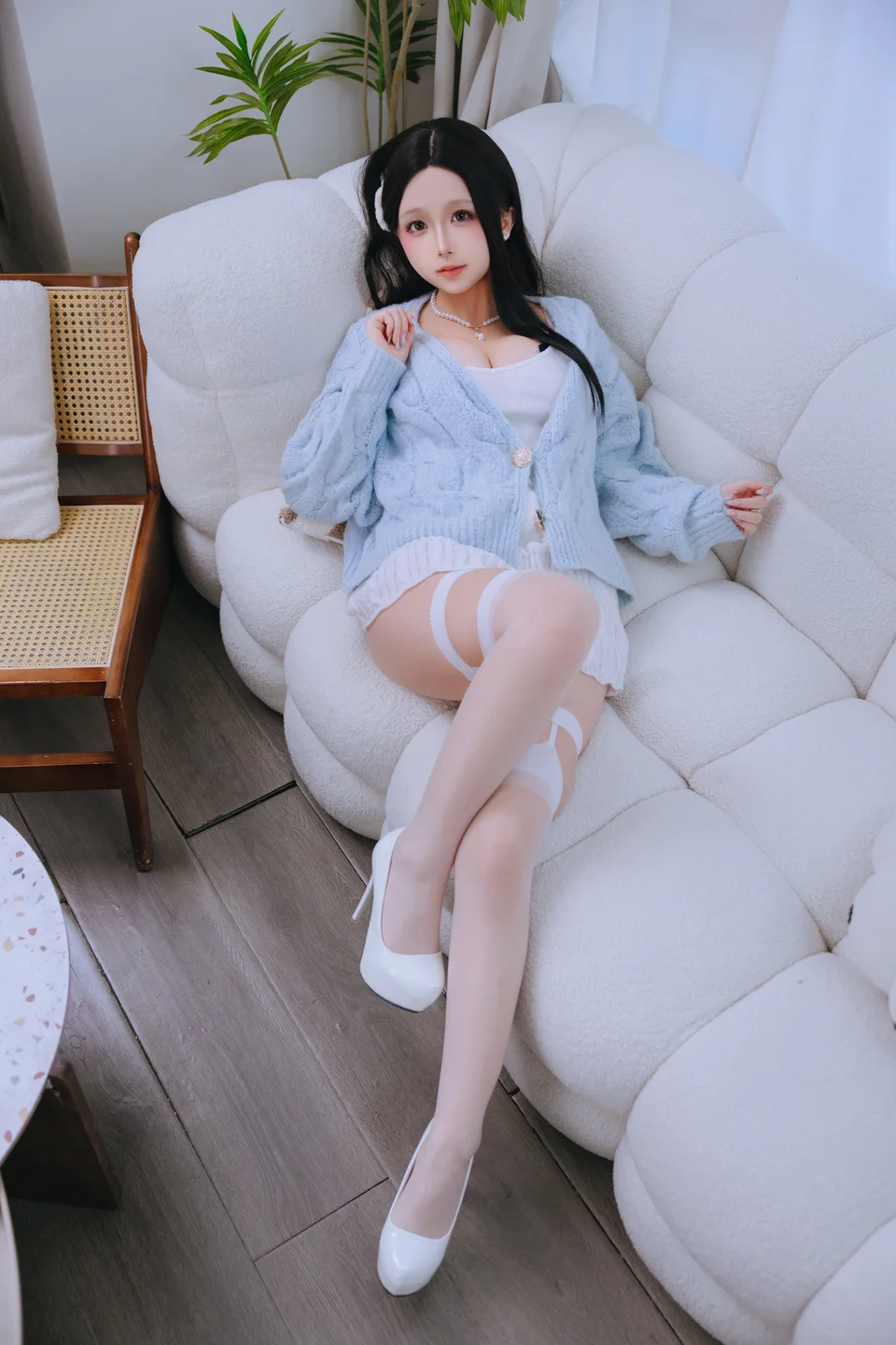 日奈娇 – 与学姐约会 [206P5V-1.68GB] 【丝足阁写真】048.webp