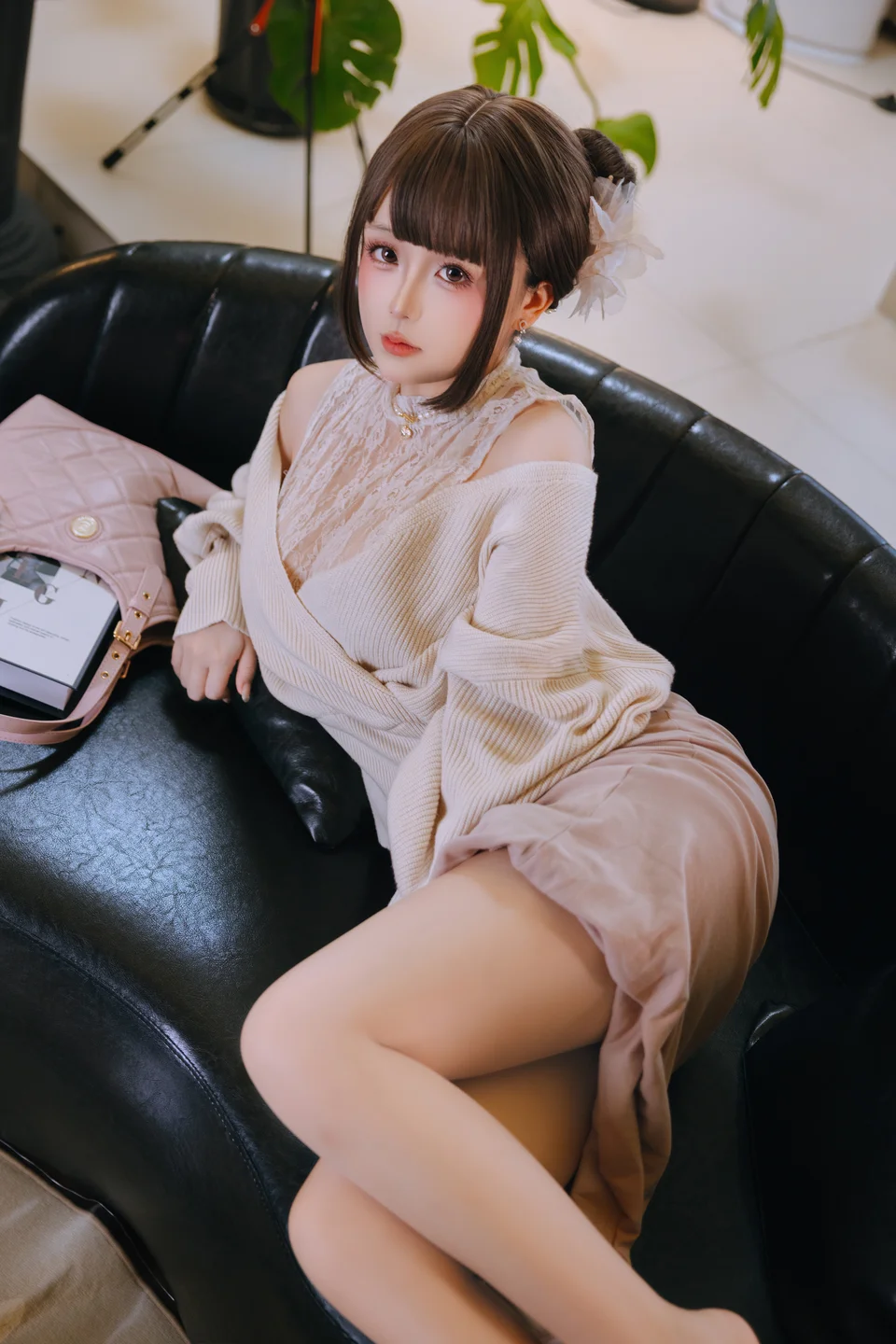 日奈娇 - 下属的太太 [209P 8V] tg@simisebaisi36.webp