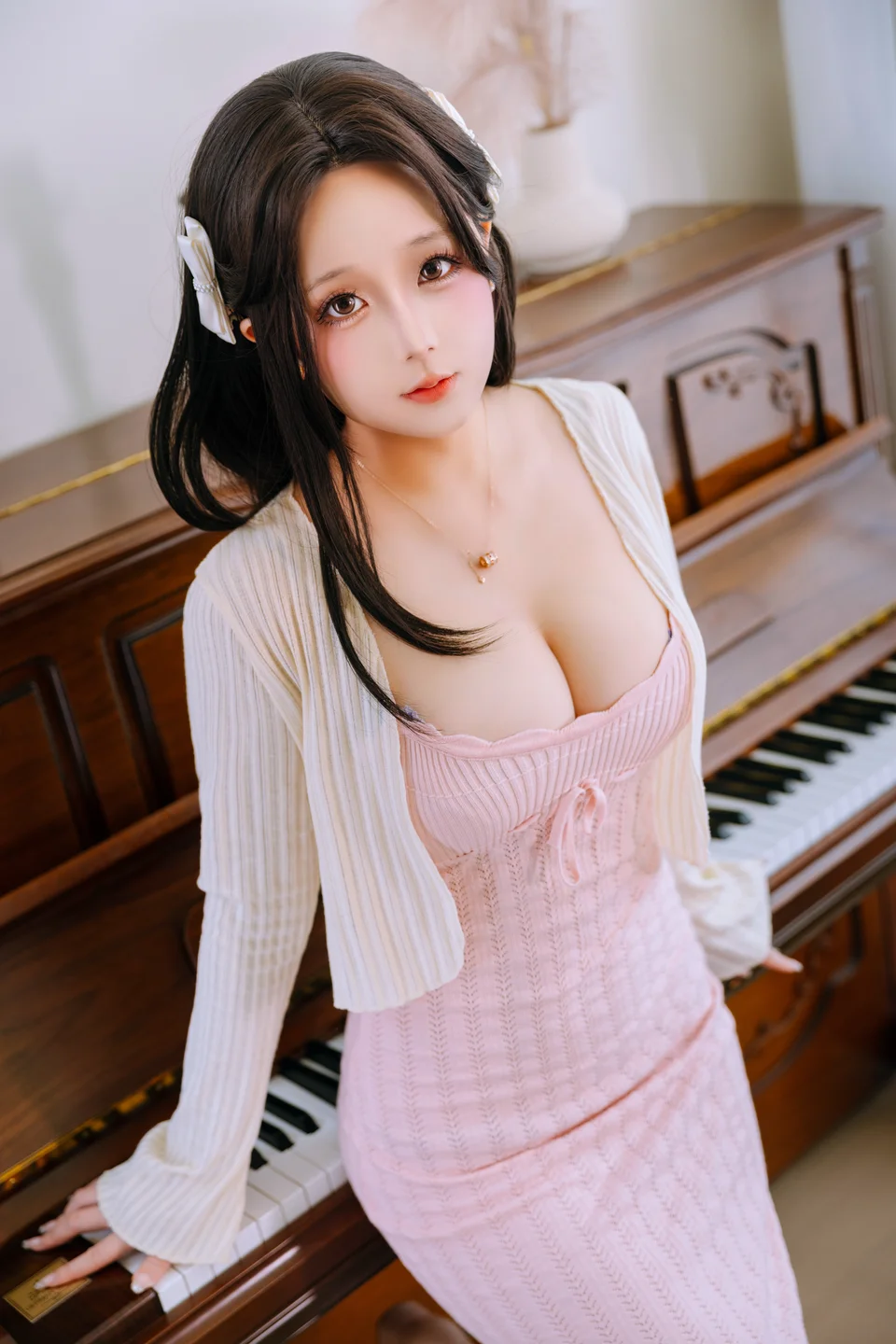 日奈娇 - 钢琴老师 [215P 5V] tg@simisebaisi029.webp