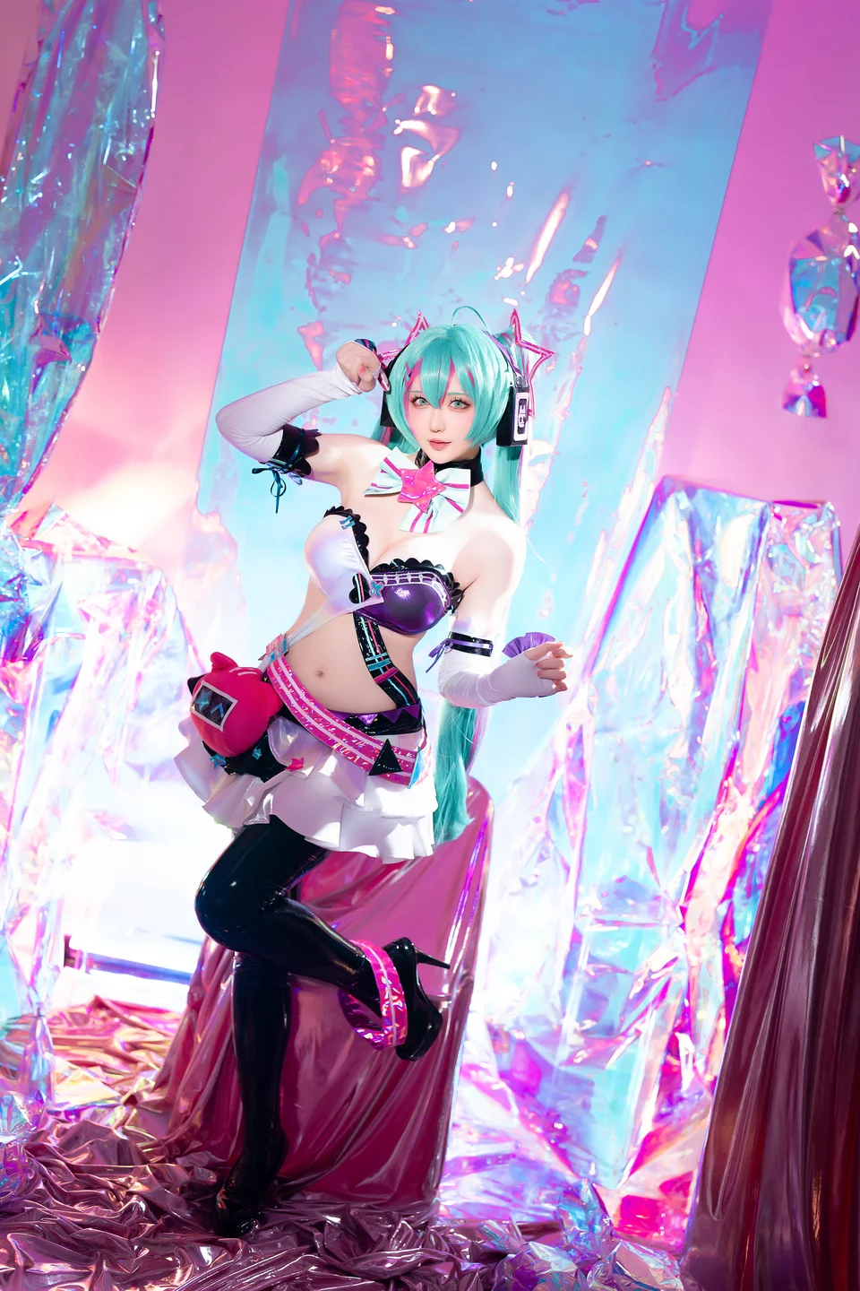 星之迟迟_2024年07月计划B_Miku初音未来_喵斯快跑_73P_1V tg@simisebaisi1.webp